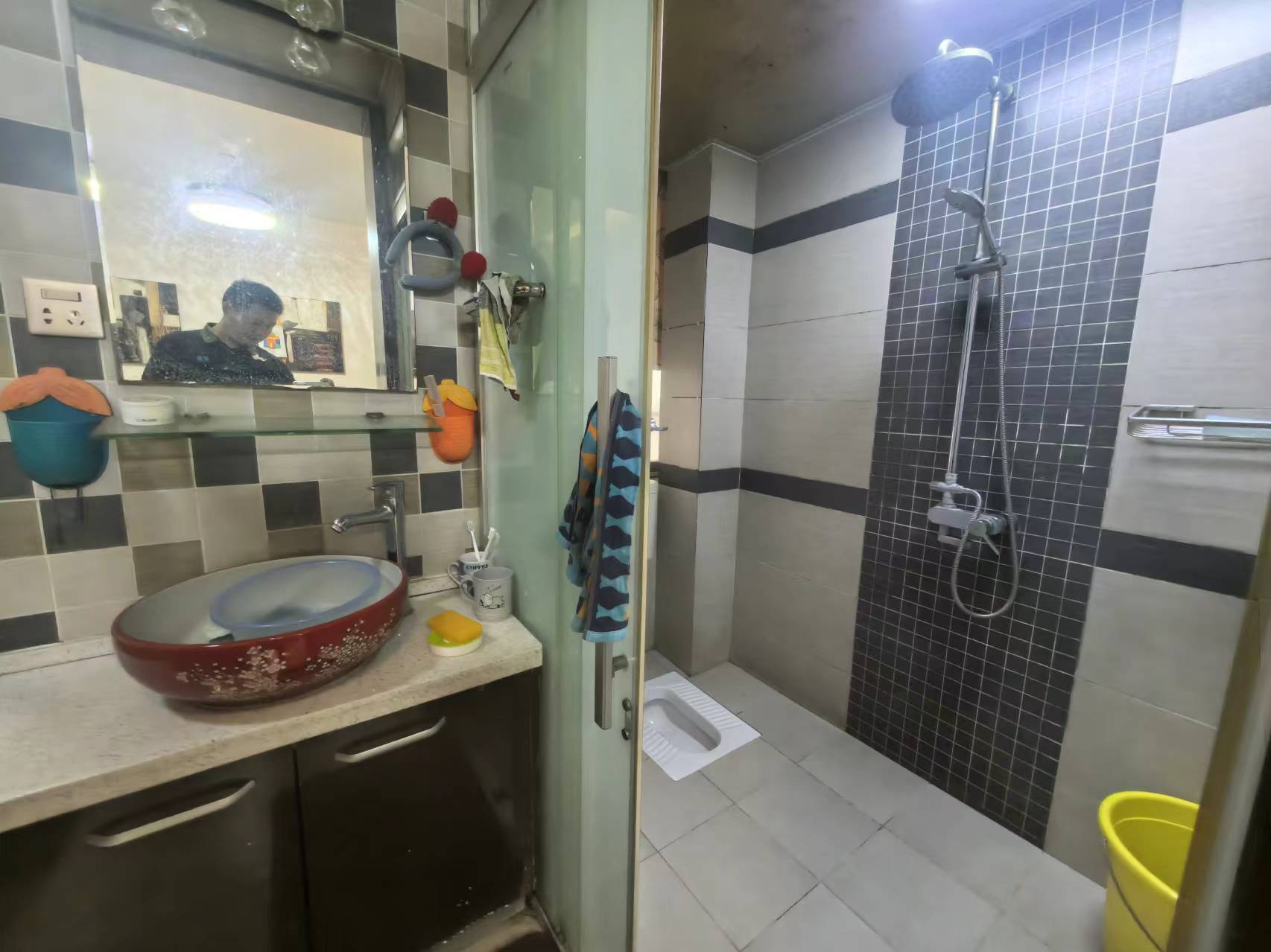 裕景龙苑  2室2厅1卫    38.0万 裕景龙苑  2室2厅1卫    38.0万室内图