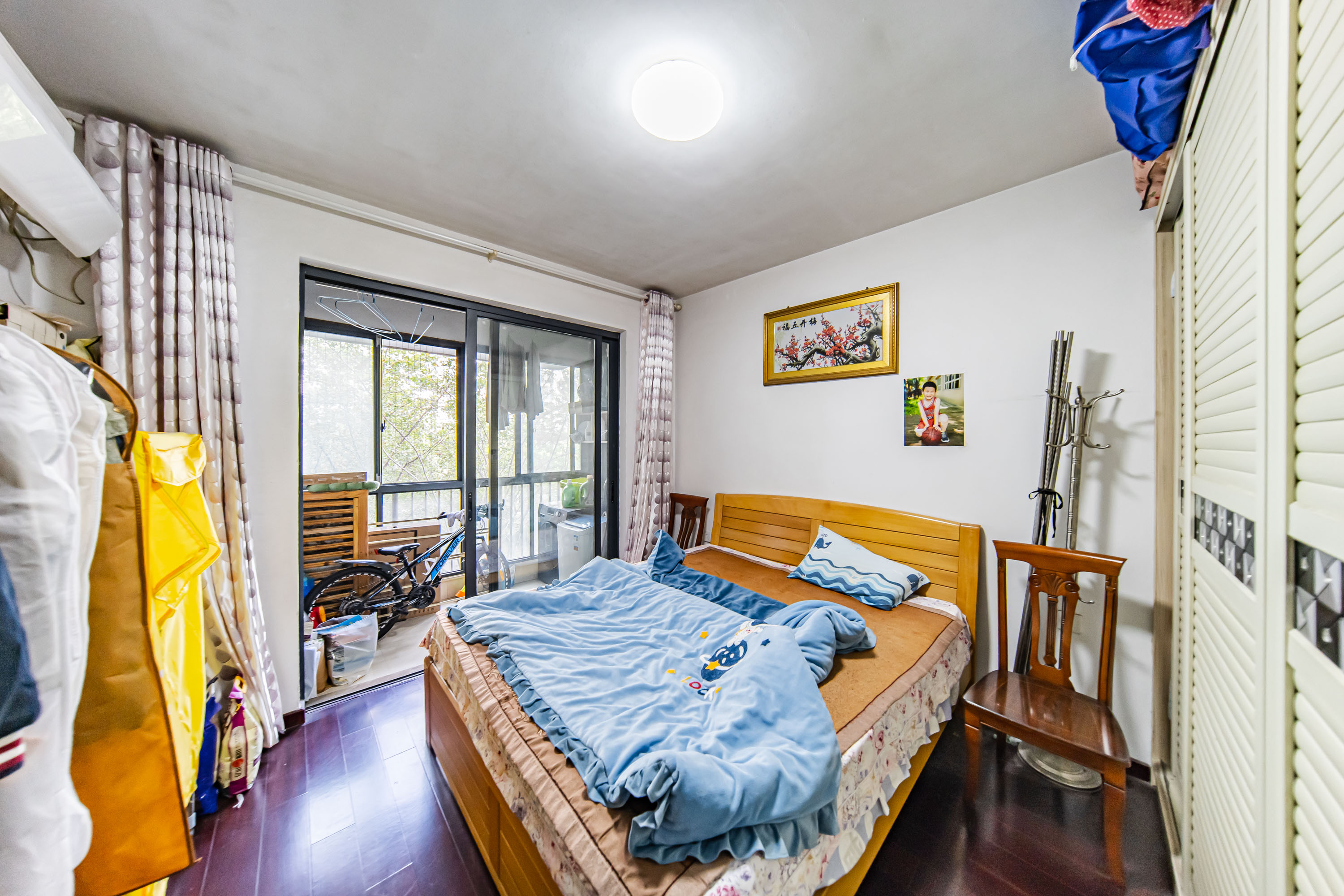 阳光100三期  3室2厅2卫    100.0万 阳光100三期  3室2厅2卫    100.0万卧室