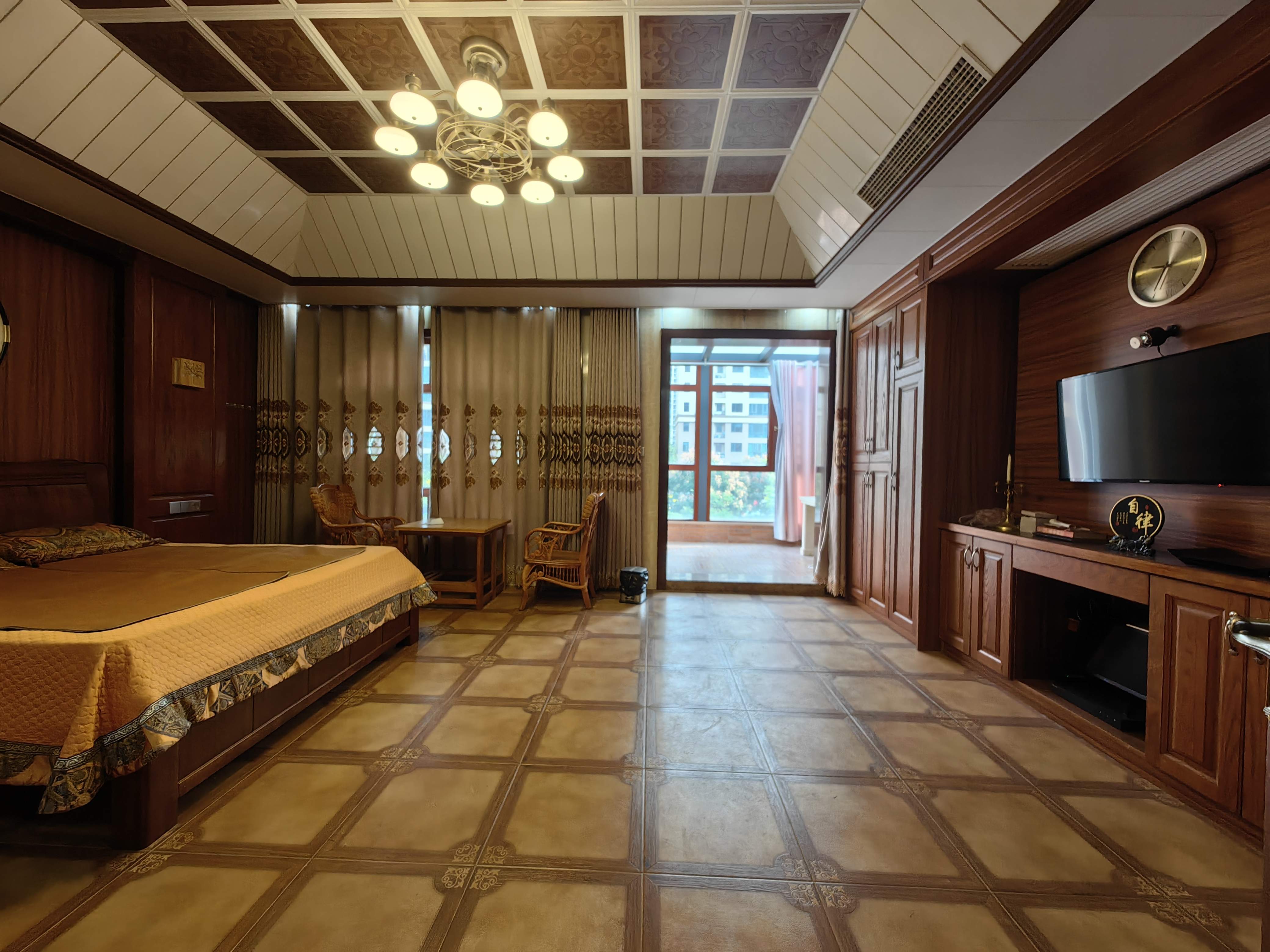 九八缔景城 5室3厅3卫 568.0万 九八缔景城 5室3厅3卫 568.0万室内图