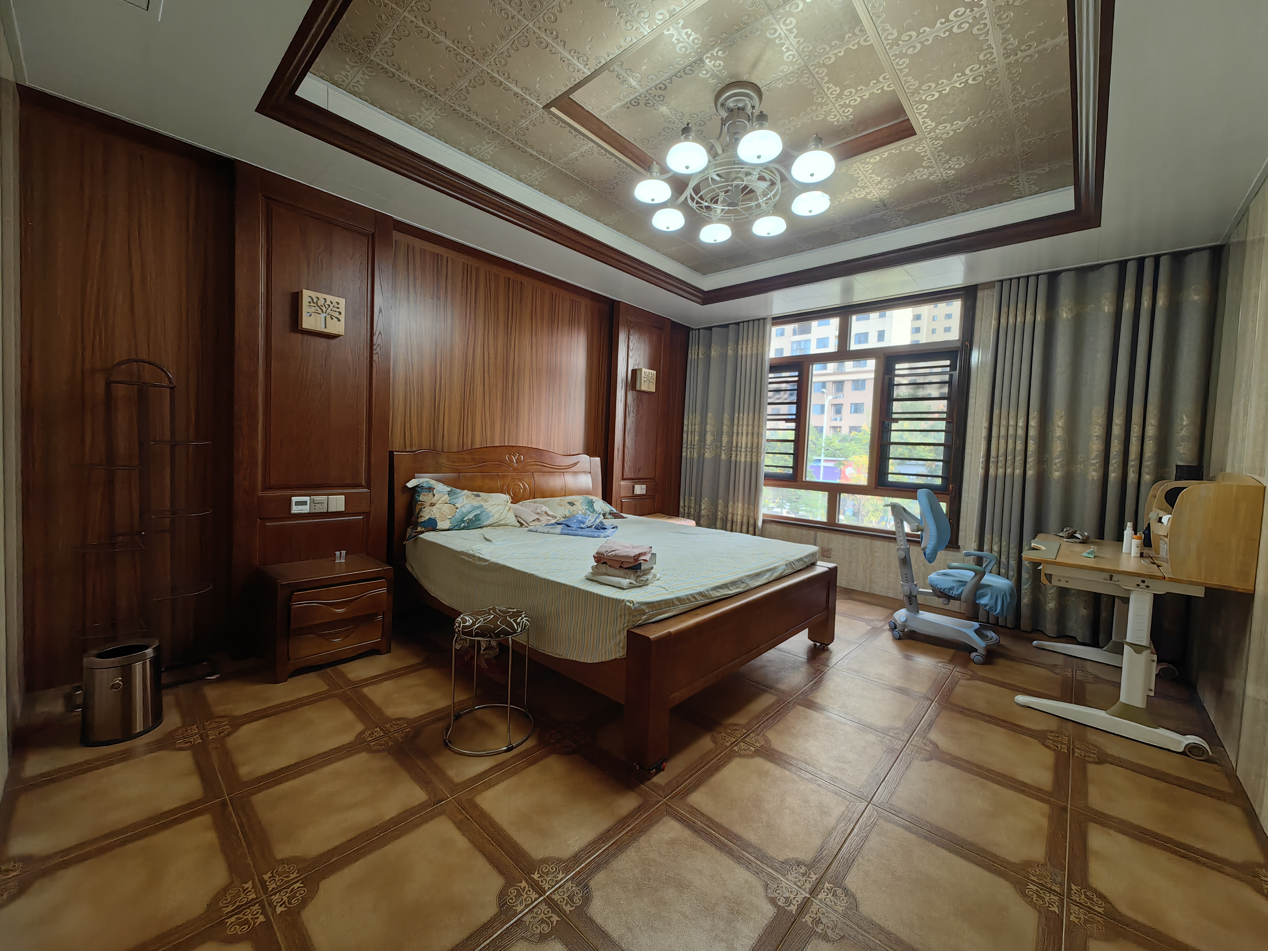 九八缔景城 5室3厅3卫 568.0万 九八缔景城 5室3厅3卫 568.0万室内图