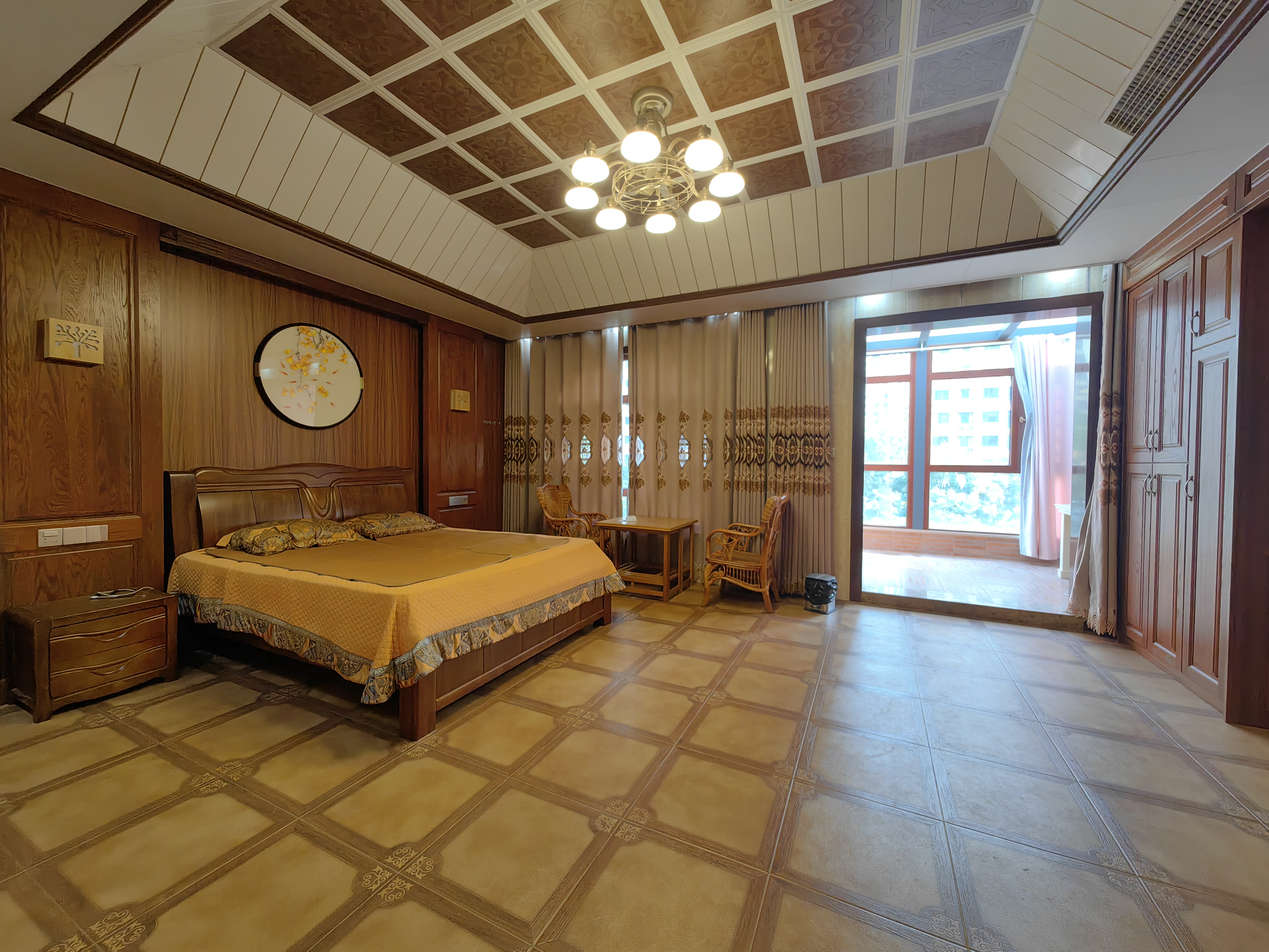 九八缔景城 5室3厅3卫 568.0万 九八缔景城 5室3厅3卫 568.0万室内图