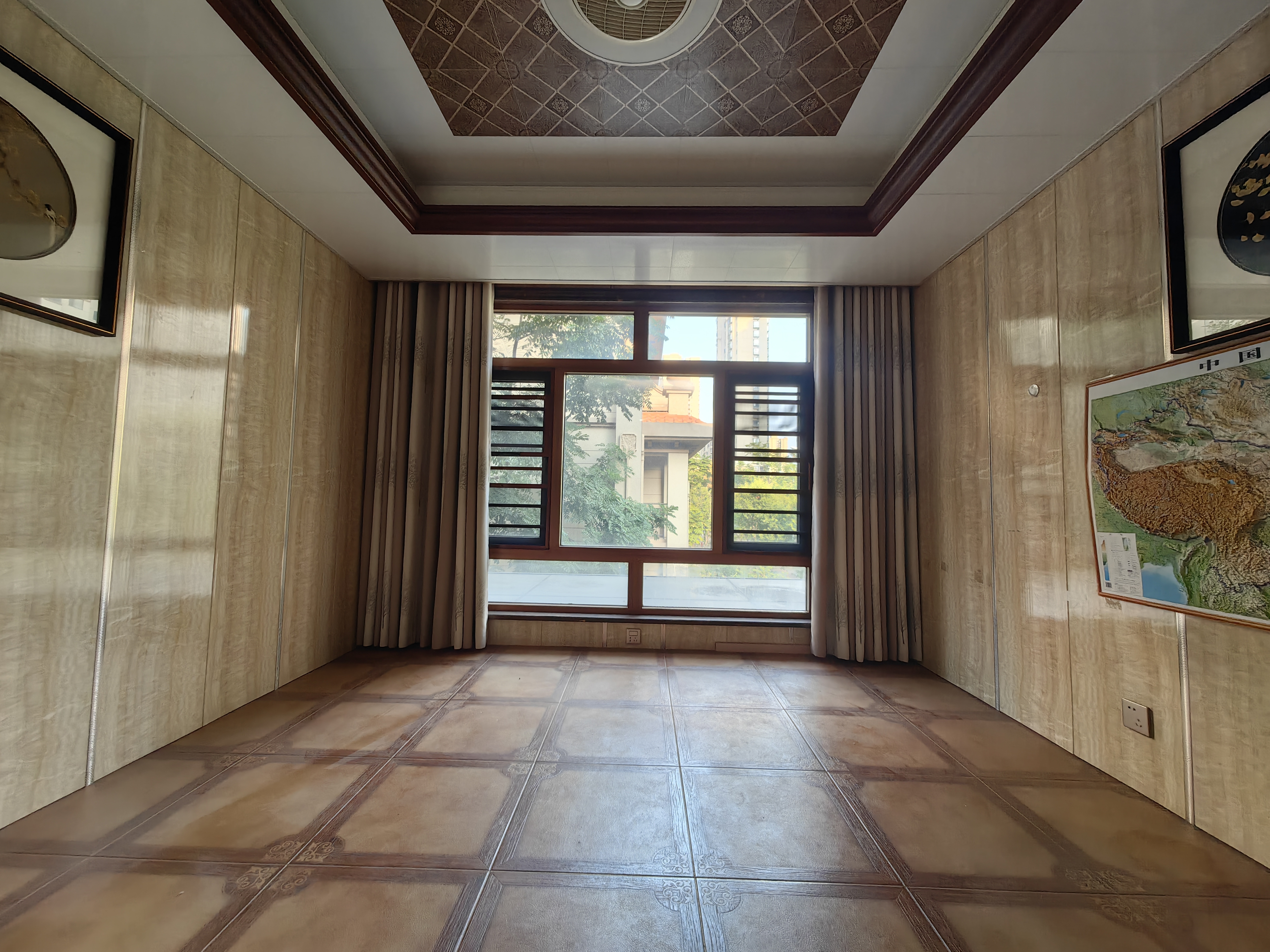 九八缔景城 5室3厅3卫 568.0万 九八缔景城 5室3厅3卫 568.0万室内图