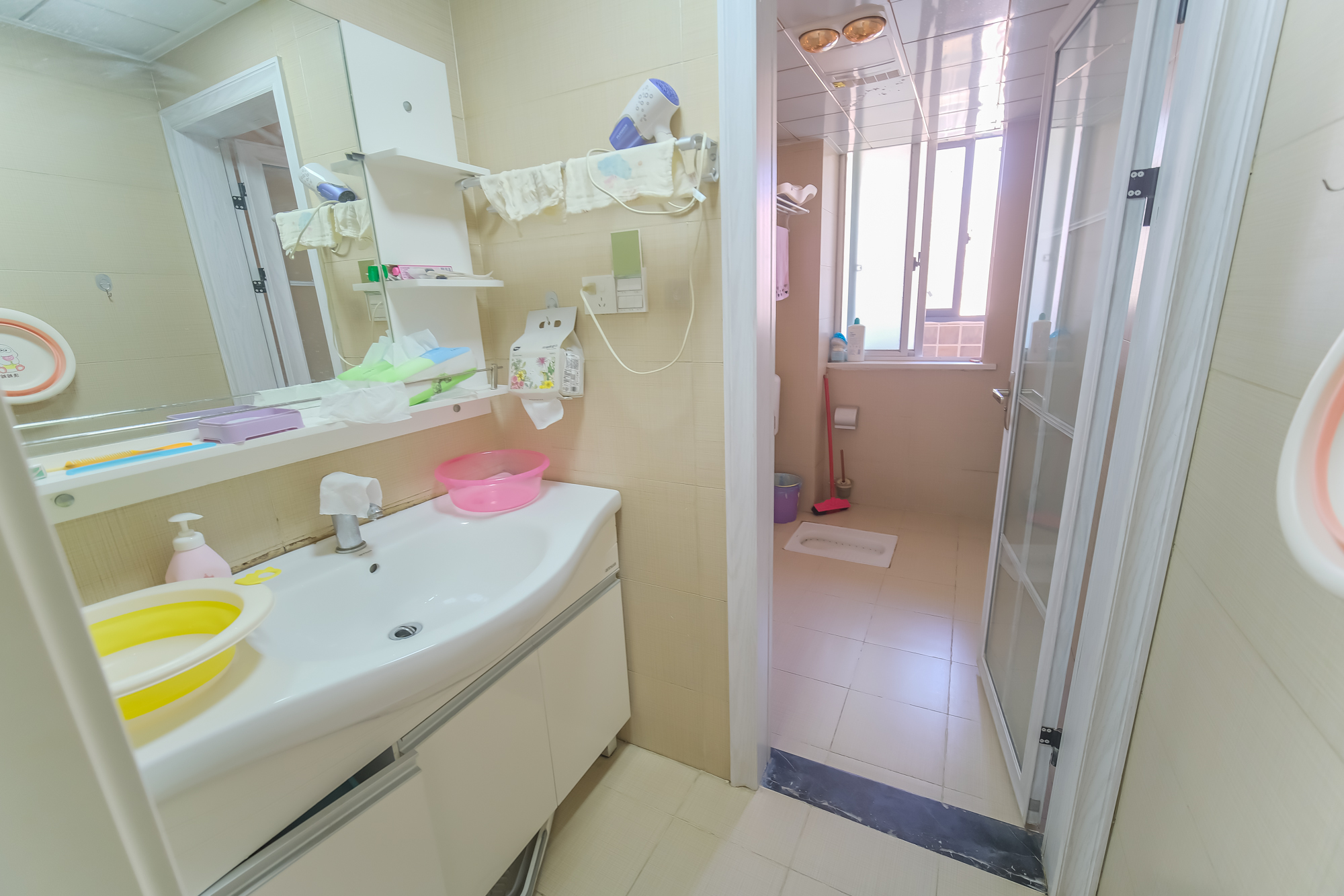 红树湾 3室2厅2卫 74.0万 红树湾 3室2厅2卫 74.0万卫生间