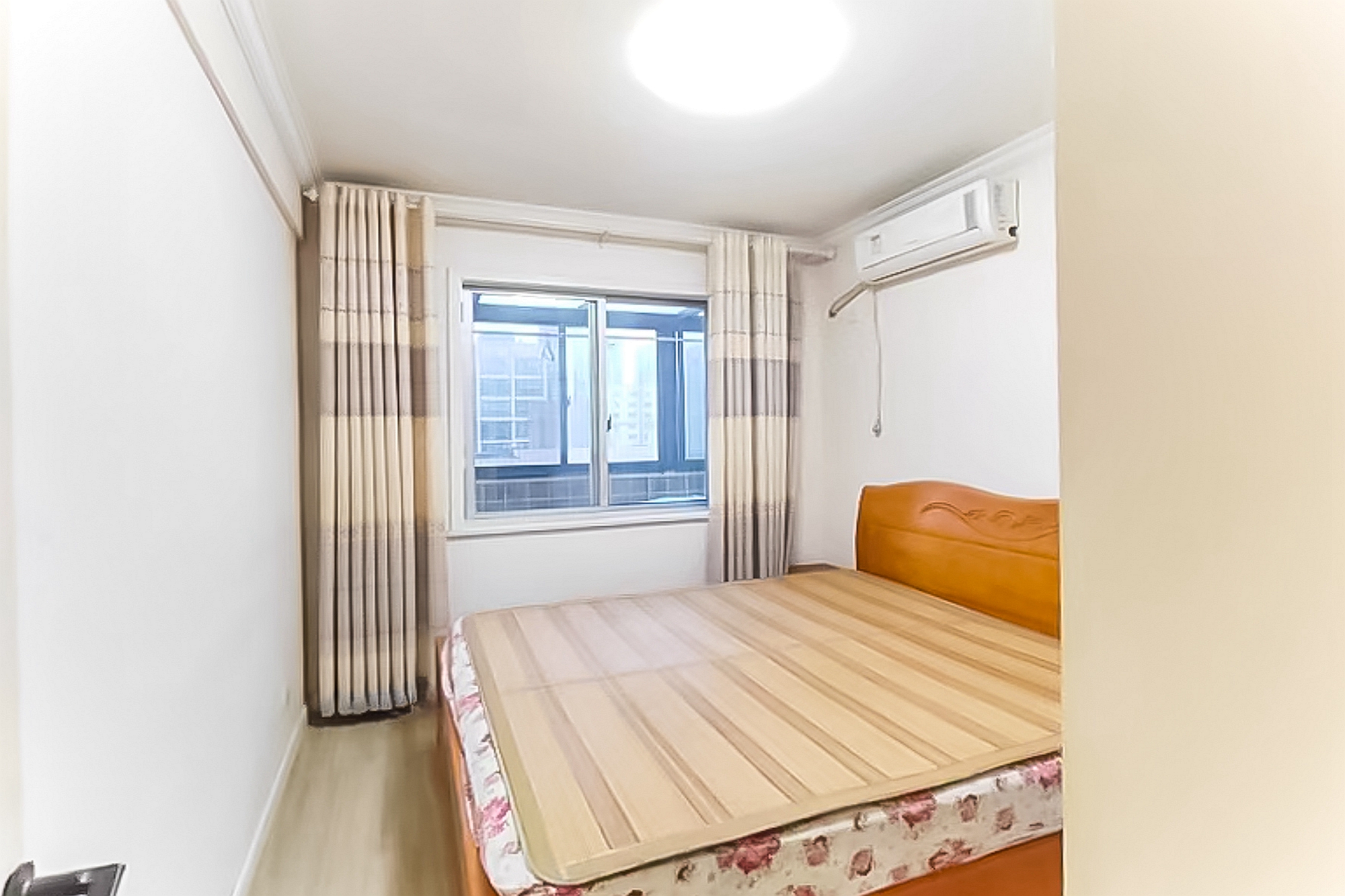 红树湾 3室2厅2卫 74.0万 红树湾 3室2厅2卫 74.0万卧室