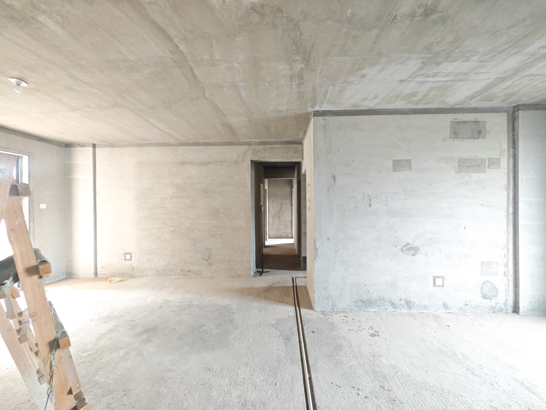 中建嘉和城 4室2厅2卫 110.0万 中建嘉和城 4室2厅2卫 110.0万客厅