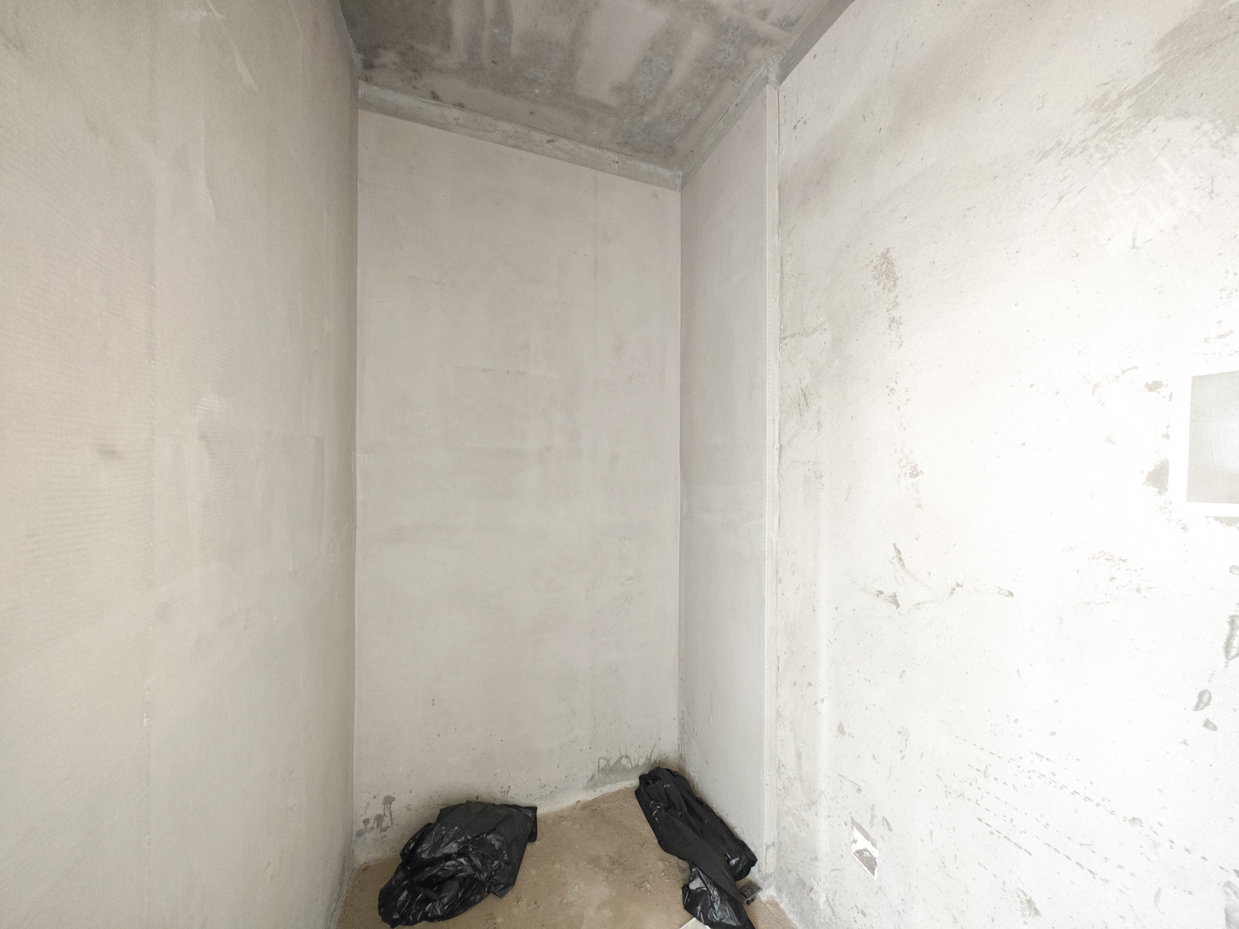 中建嘉和城  3室2厅2卫   100.00万卧室