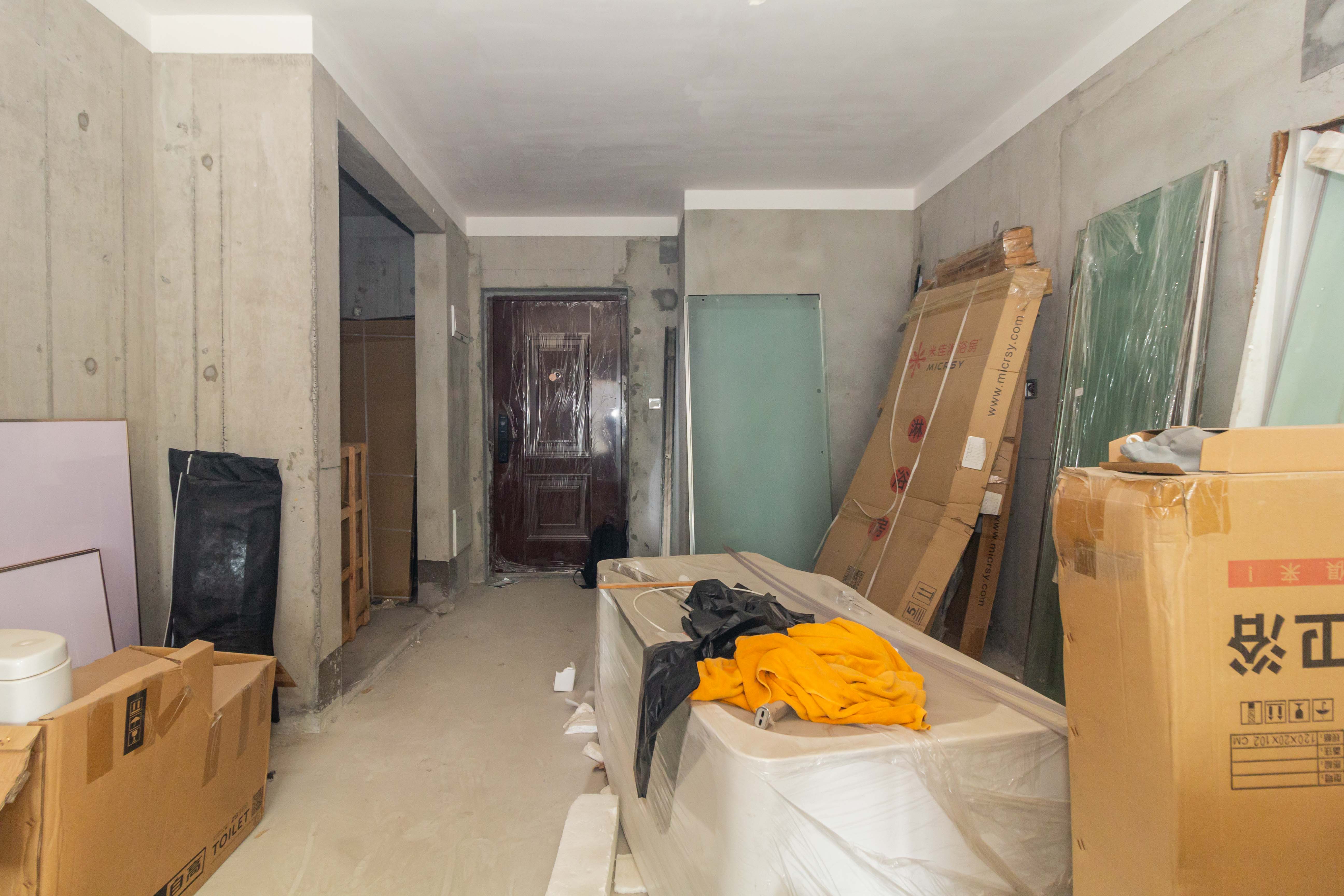 南益名士豪庭  3室2厅1卫    98.0万 南益名士豪庭  3室2厅1卫    98.0万客厅