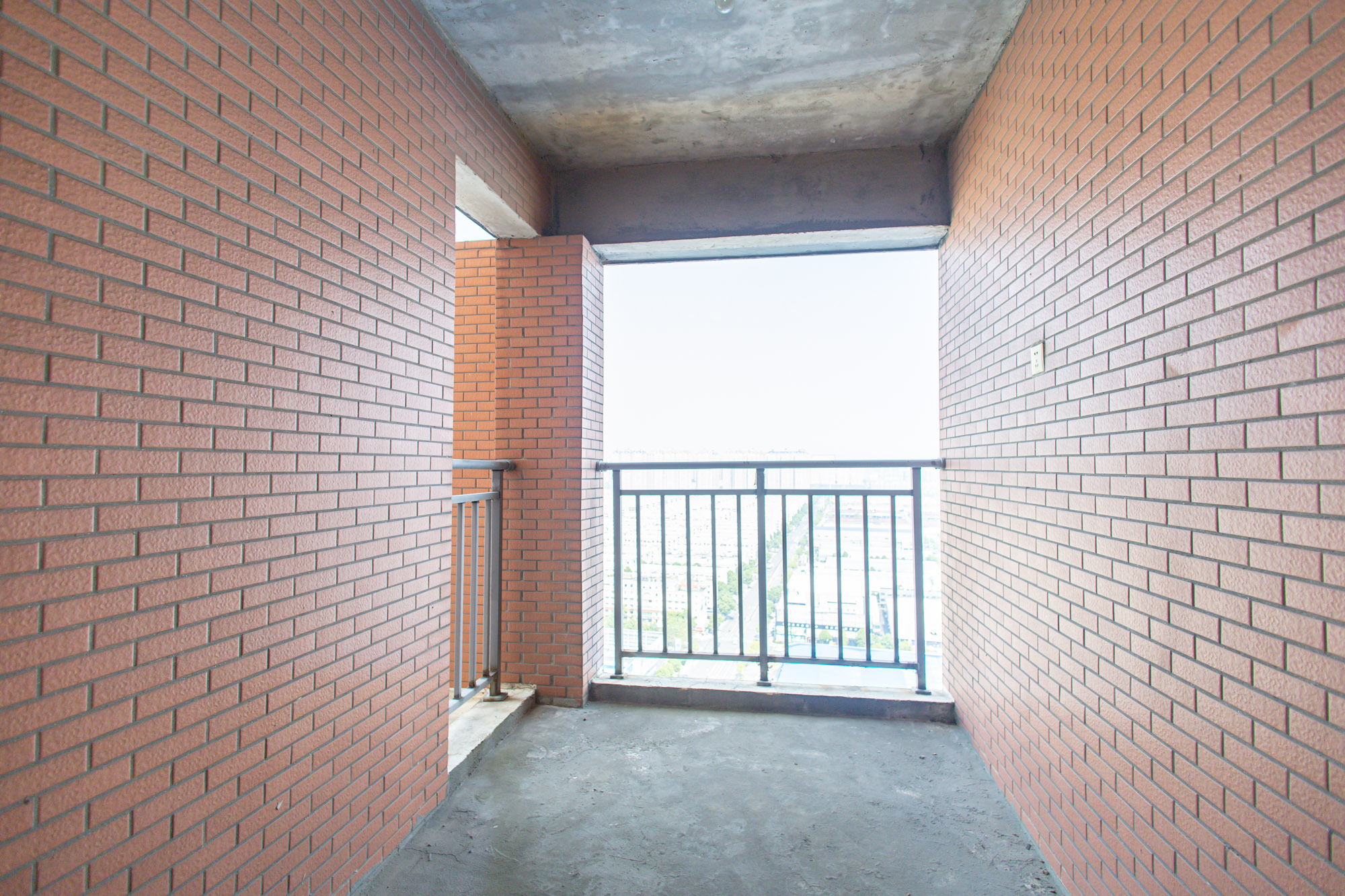 长永佳苑  2室2厅1卫    51.8万 长永佳苑  2室2厅1卫    51.8万阳台