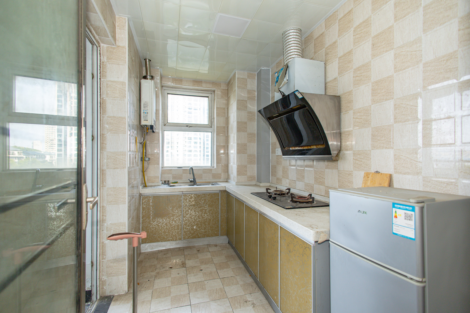 金科时代中心 3室2厅1卫 62.0万 金科时代中心 3室2厅1卫 62.0万厨房