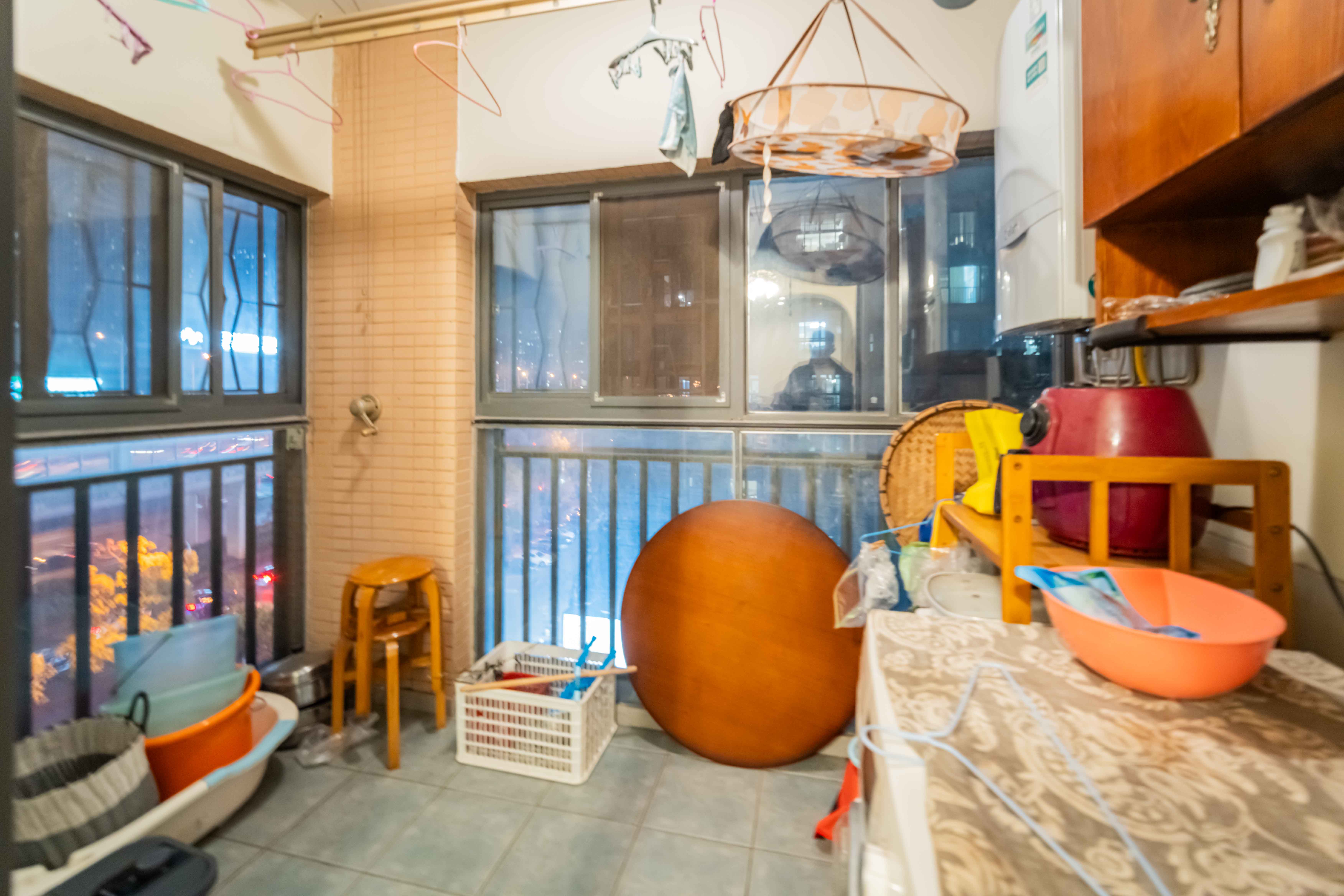 中城丽景香山园  3室2厅2卫   158.00万其他