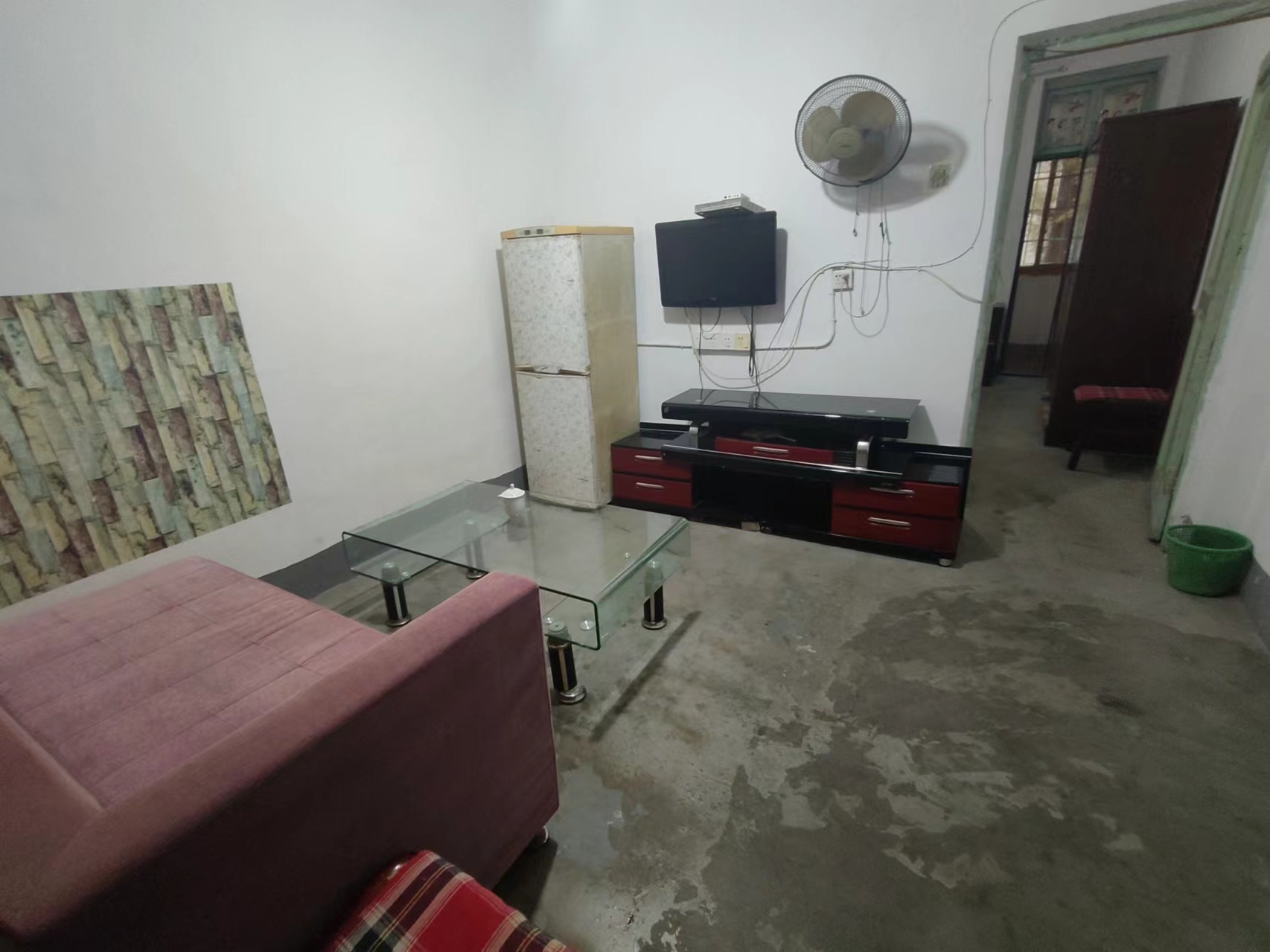 紫藤苑民主村 2室1厅1卫 9.8万 紫藤苑民主村 2室1厅1卫 9.8万室内图