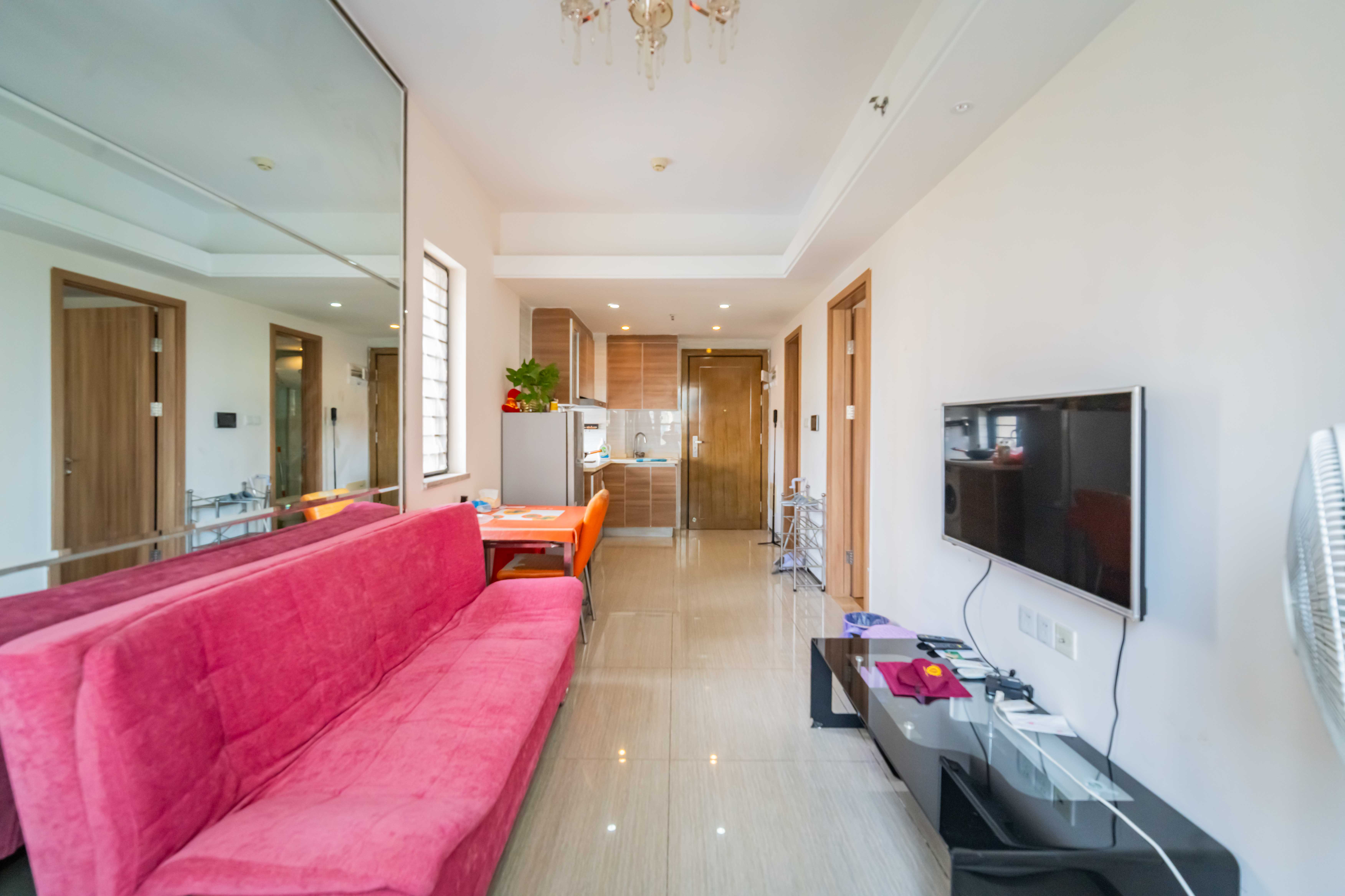 恒大国际广场  1室1厅1卫    28.0万 恒大国际广场  1室1厅1卫    28.0万客厅