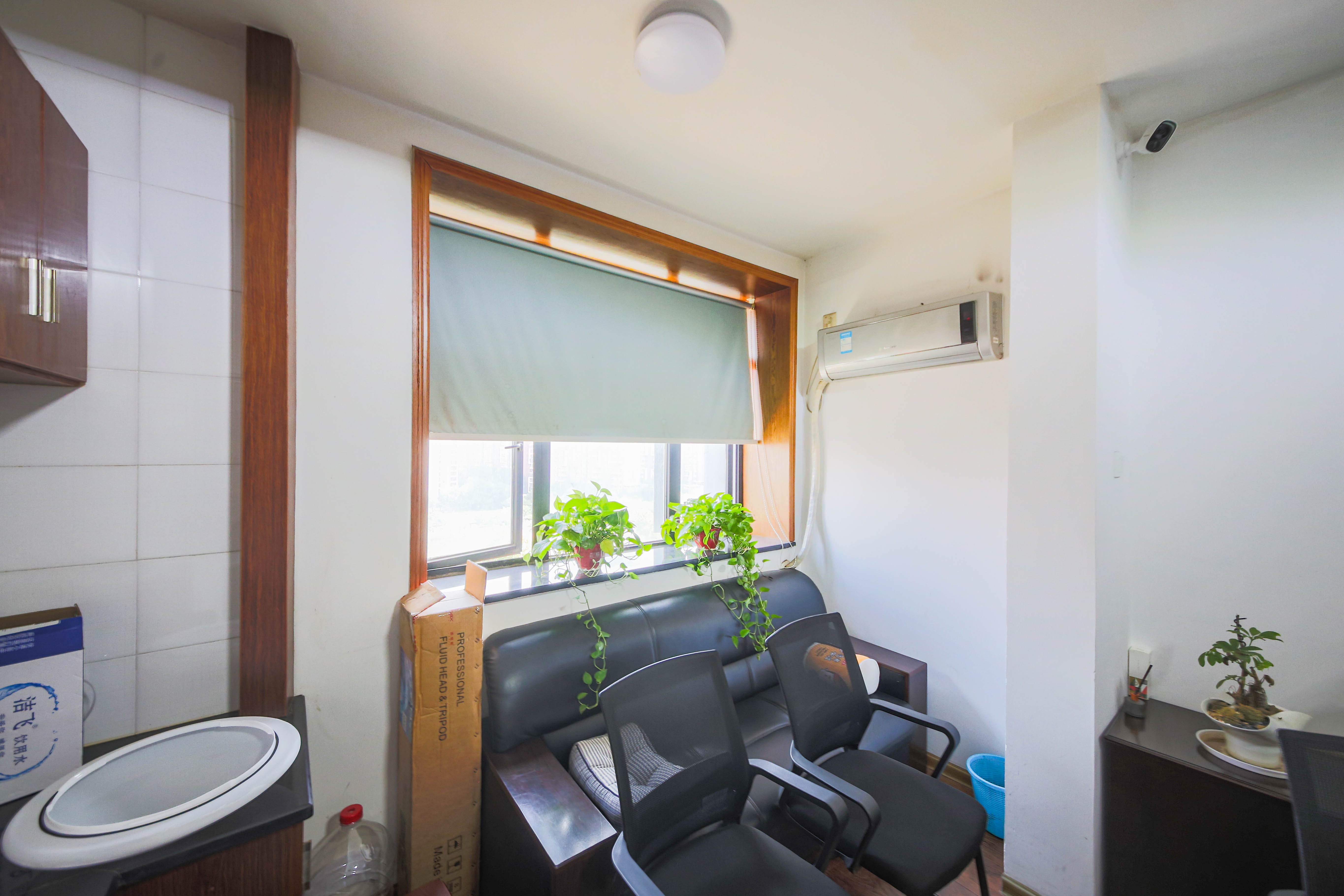 鑫远杰座  1室1厅1卫    23.0万阳台