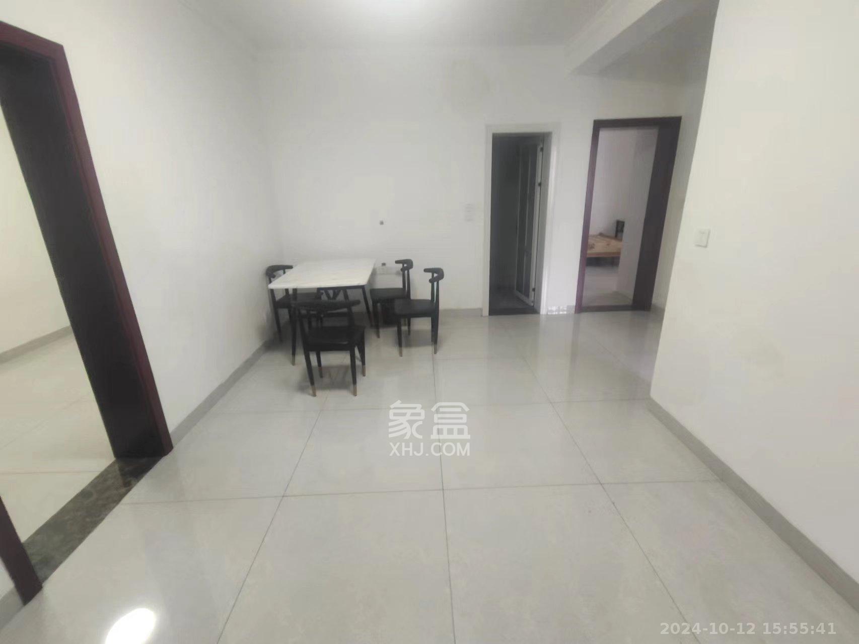 环城堤综合楼（产权如意街综合楼）  3室1厅1卫   3000.00元/月室内图