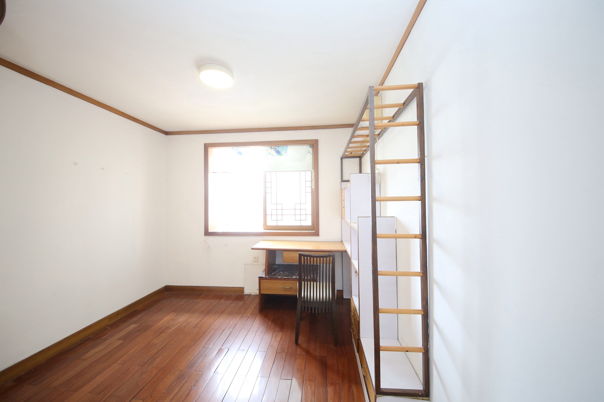 省建设厅宿舍  3室2厅2卫   135.00万卧室