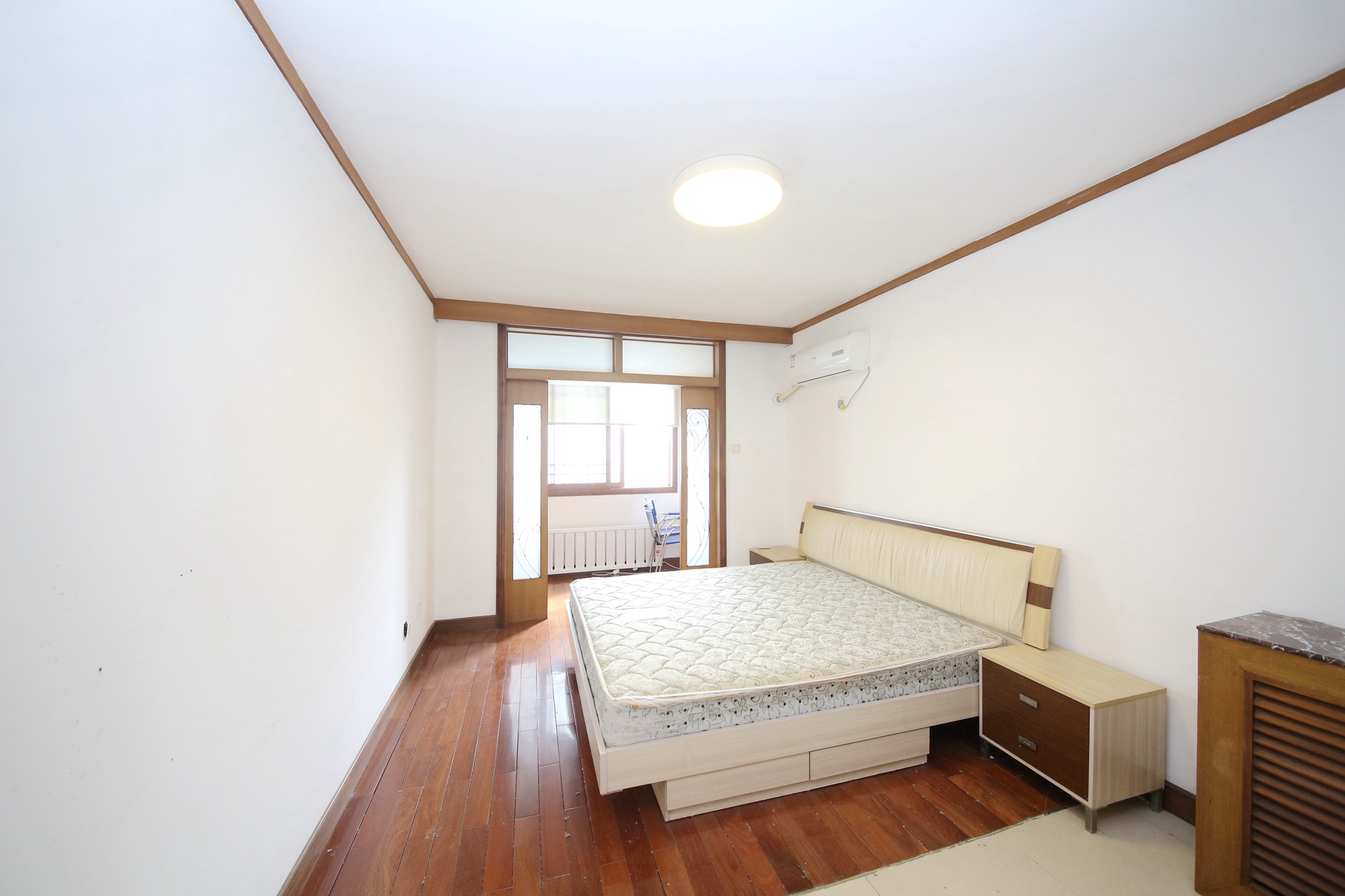 省建设厅宿舍  3室2厅2卫   135.00万卧室
