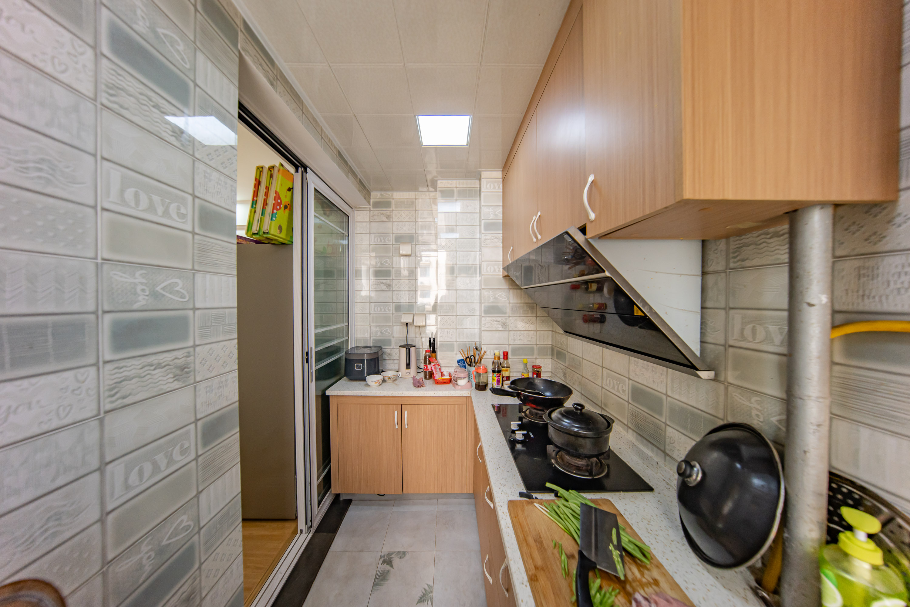 江山帝景哈佛 3室2厅1卫 92.0万 江山帝景哈佛 3室2厅1卫 92.0万厨房