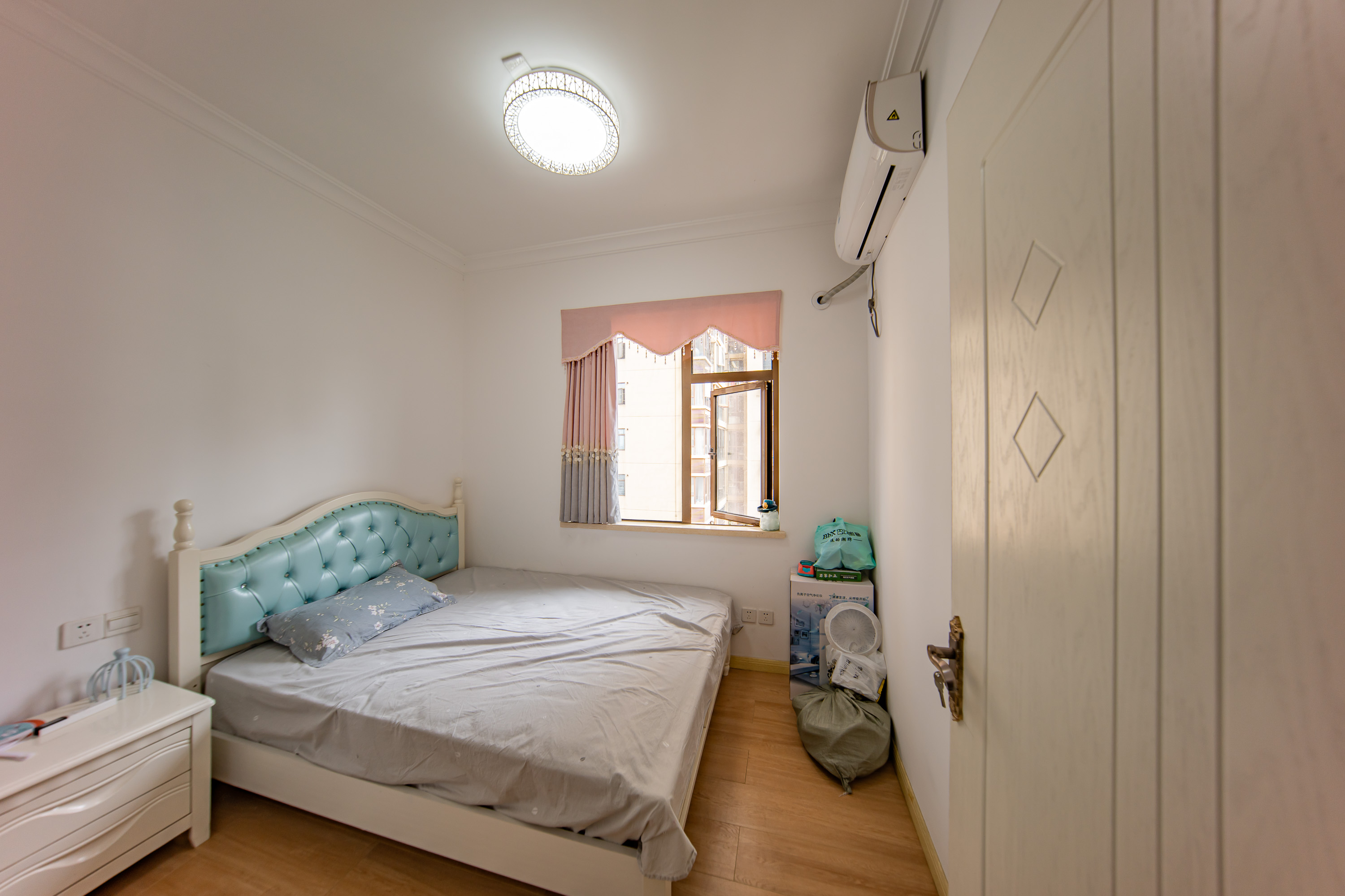 江山帝景哈佛 3室2厅1卫 92.0万 江山帝景哈佛 3室2厅1卫 92.0万卧室