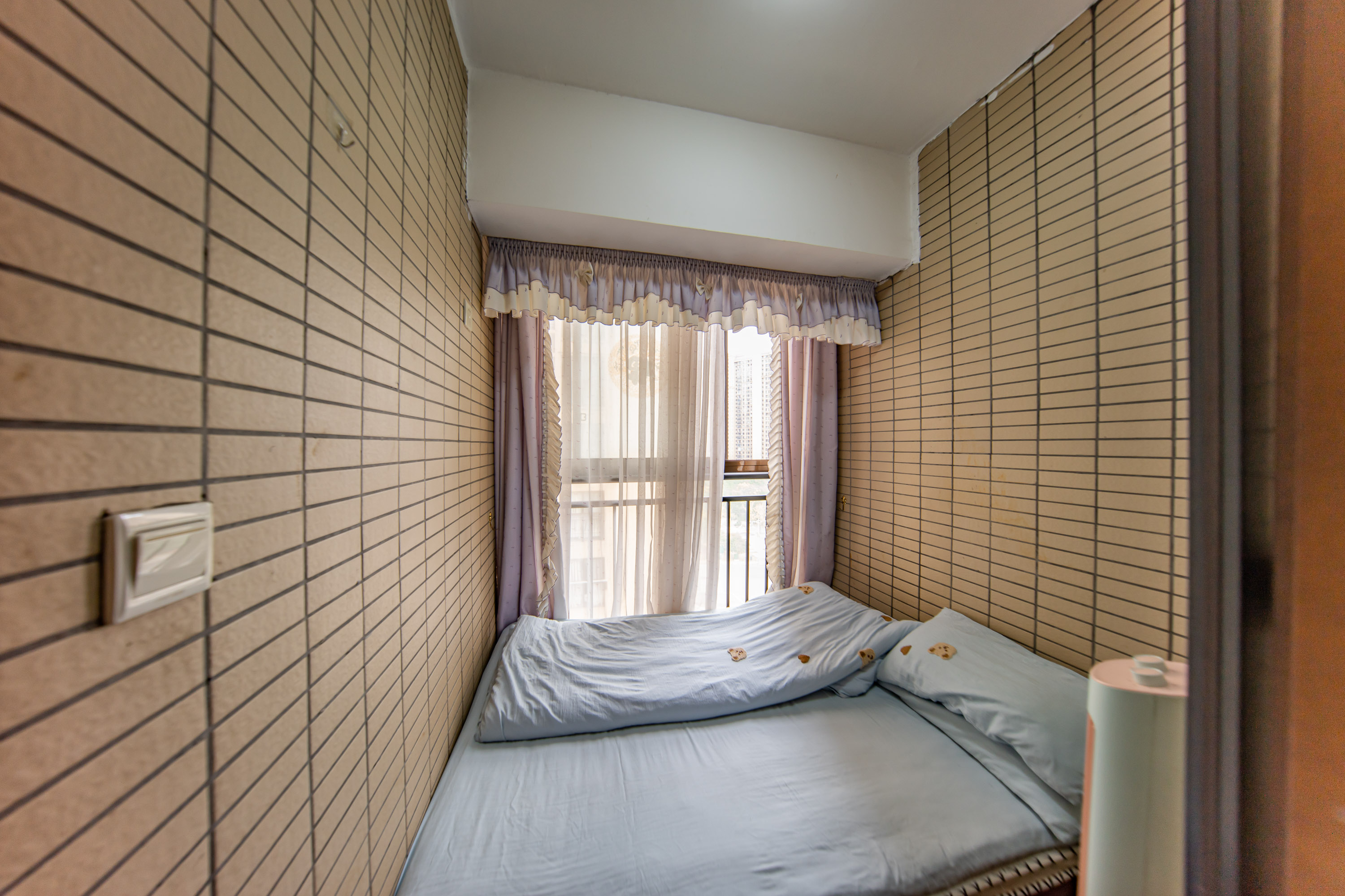 江山帝景哈佛  3室1厅1卫   92.00万卧室