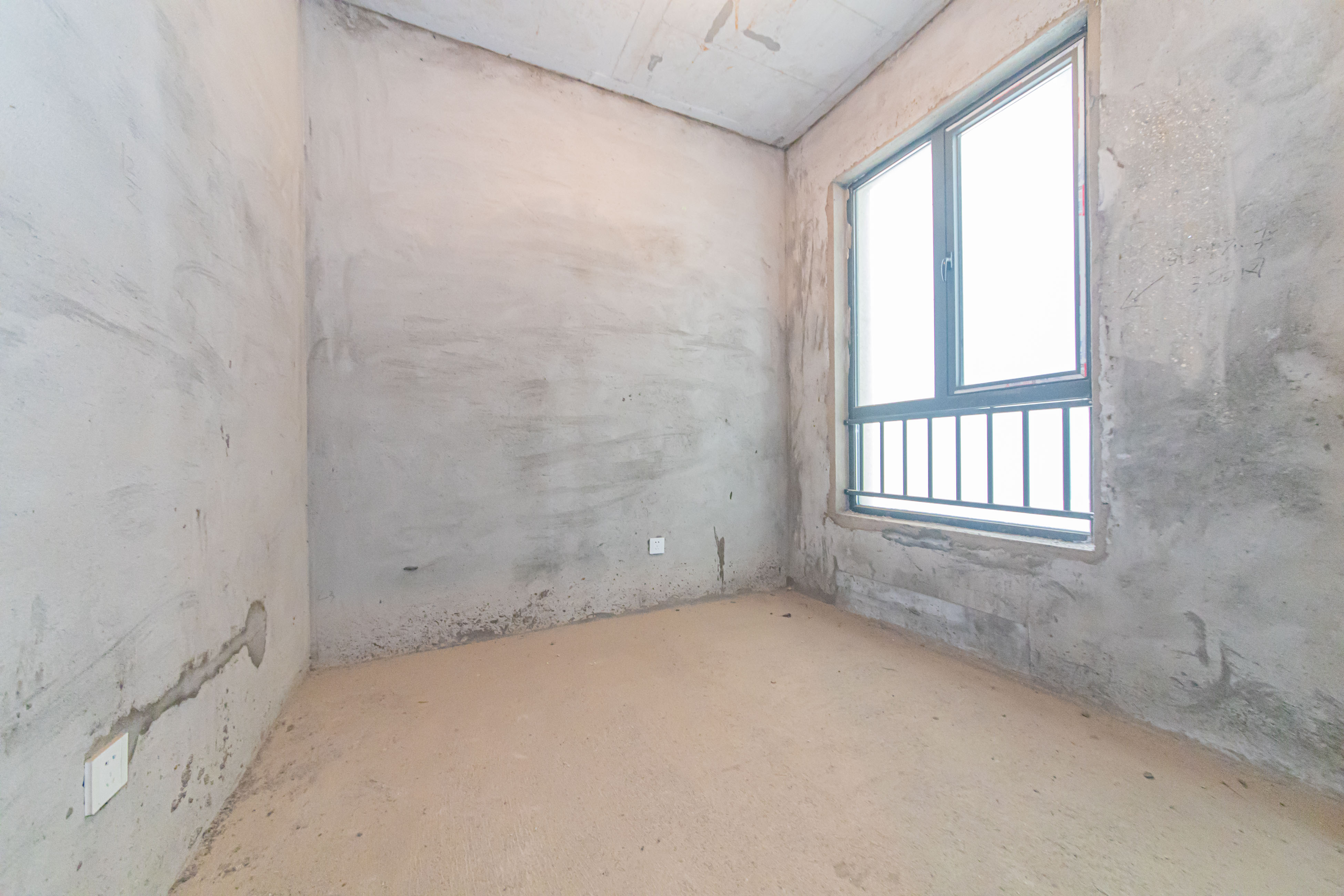 五矿万境蓝山 3室2厅2卫 118.0万 五矿万境蓝山 3室2厅2卫 118.0万卧室