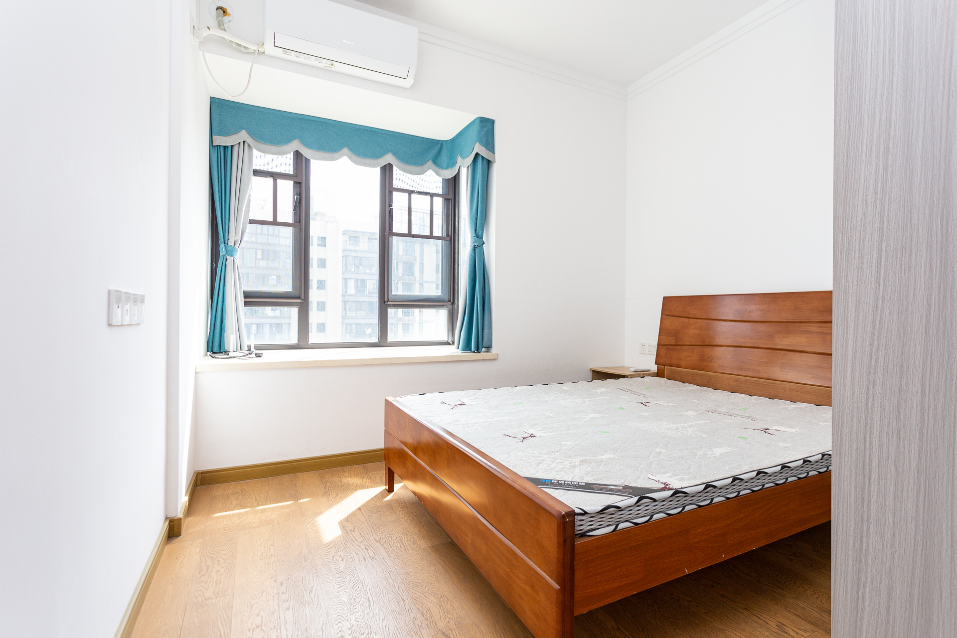 万润滨江天著 1室0厅0卫 118.0万 万润滨江天著 1室0厅0卫 118.0万卧室