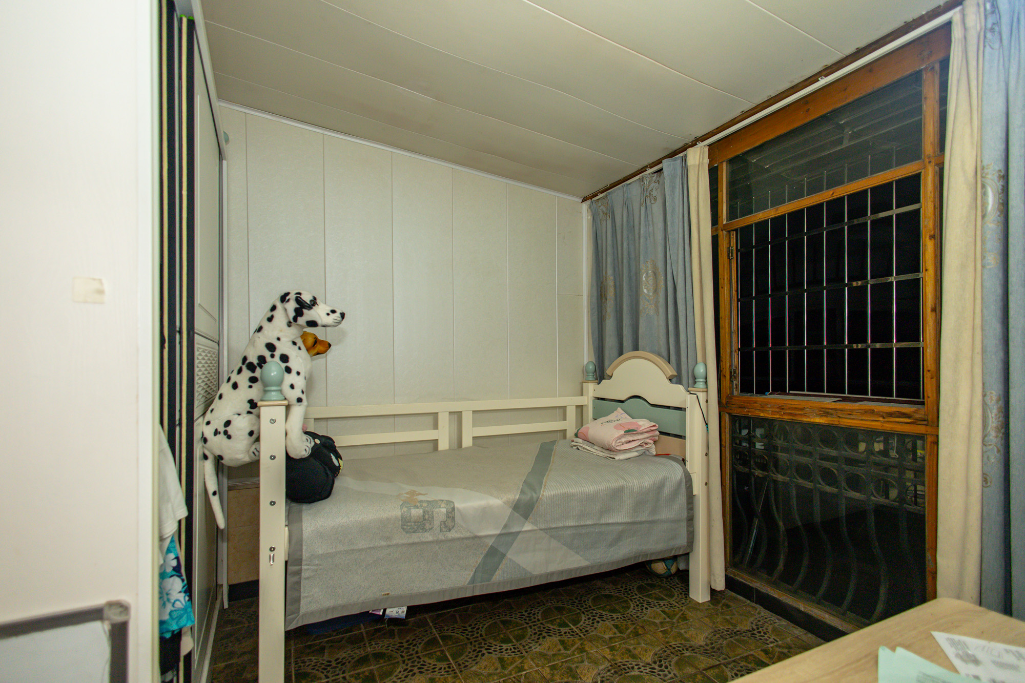 山水芙蓉国际新城 4室2厅3卫 180.88万 山水芙蓉国际新城 4室2厅3卫 180.88万卧室