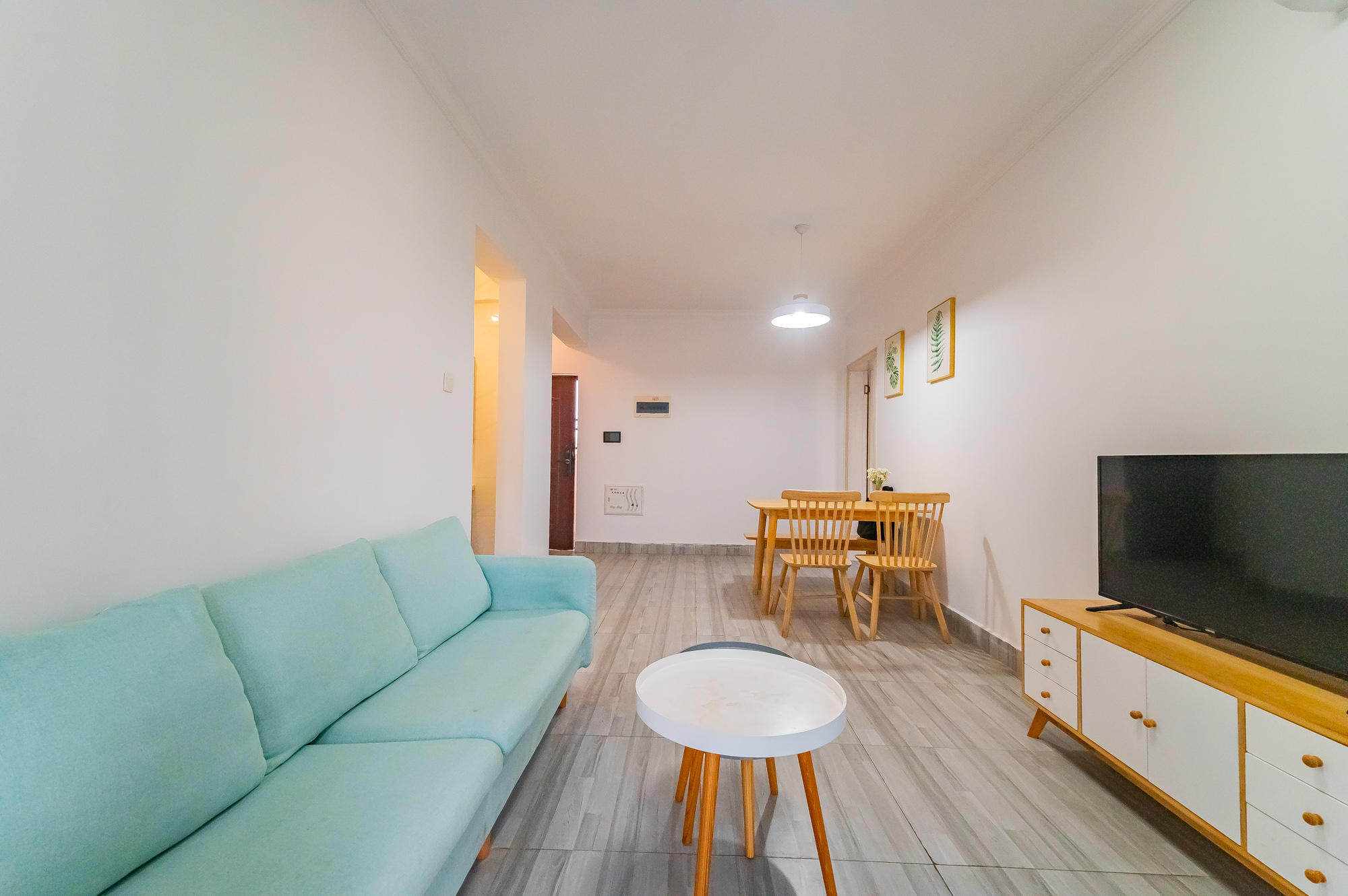 深业喜汇 2室2厅1卫 69.6万 深业喜汇 2室2厅1卫 69.6万客厅