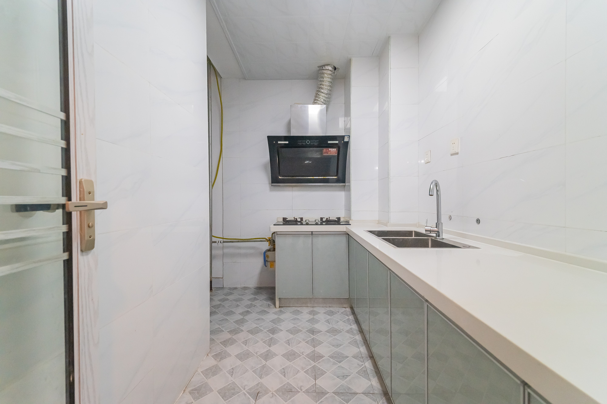 深业喜汇 2室2厅1卫 69.6万 深业喜汇 2室2厅1卫 69.6万厨房