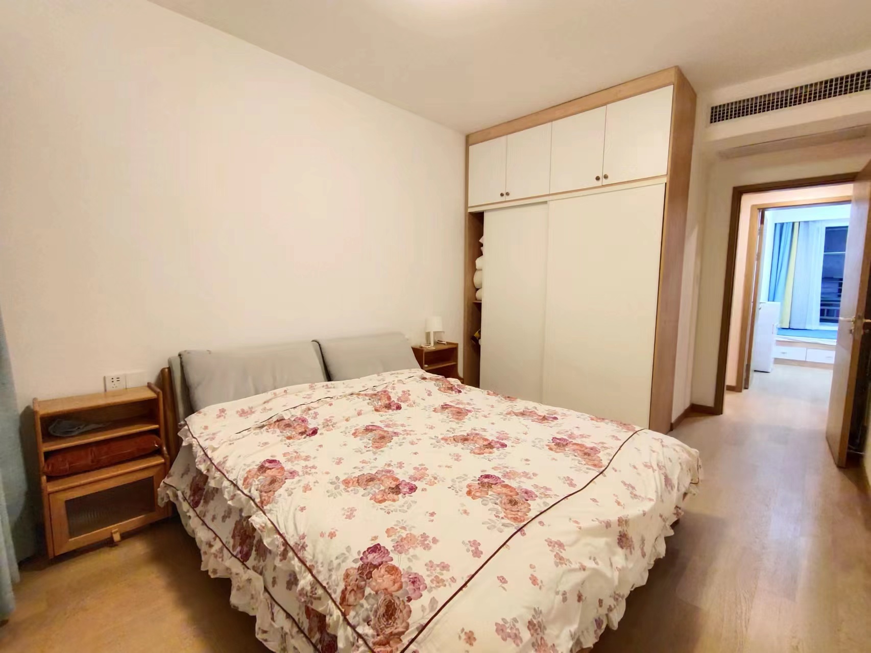 晋合湘水湾四期 4室2厅2卫 218.0万 晋合湘水湾四期 4室2厅2卫 218.0万室内图