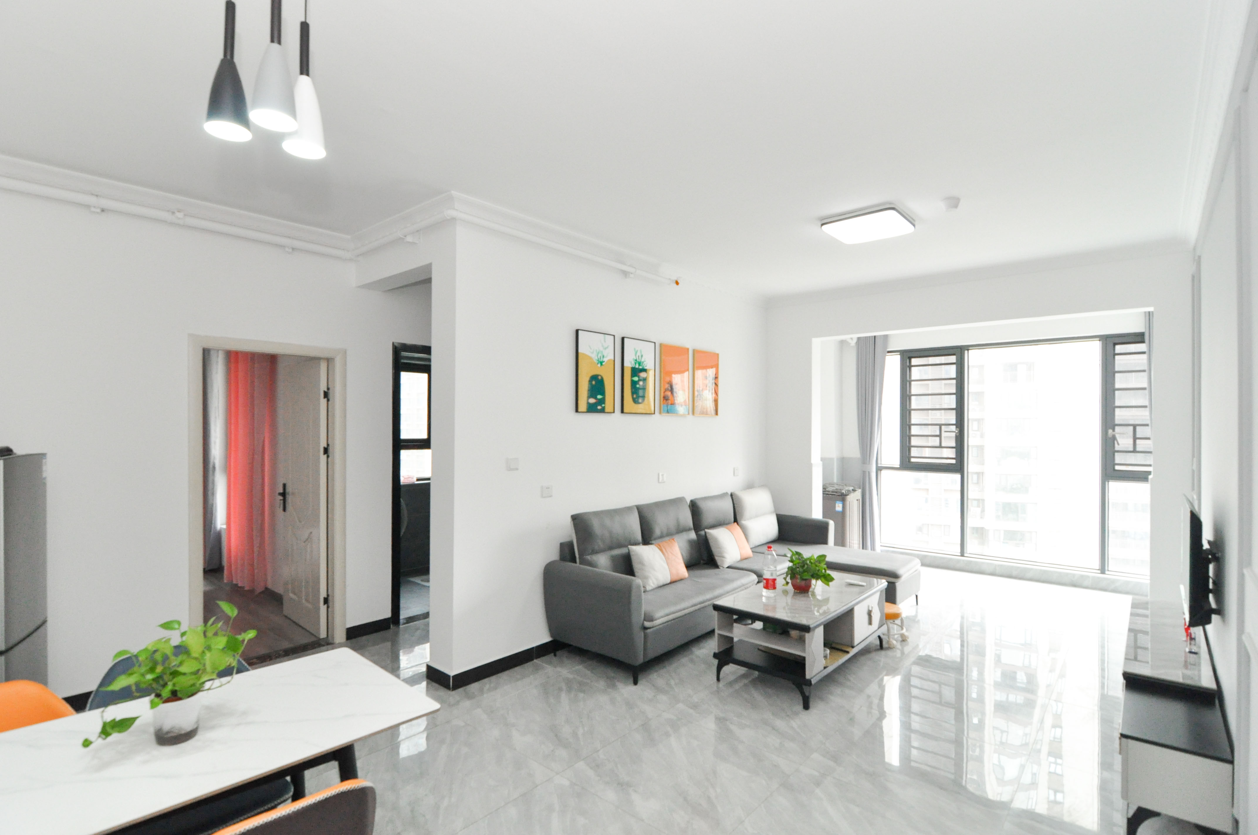 佳兆业云顶梅溪湖(佳兆业梅溪荟) 3室2厅2卫 135.0万 佳兆业云顶梅溪湖(佳兆业梅溪荟) 3室2厅2卫 135.0万客厅