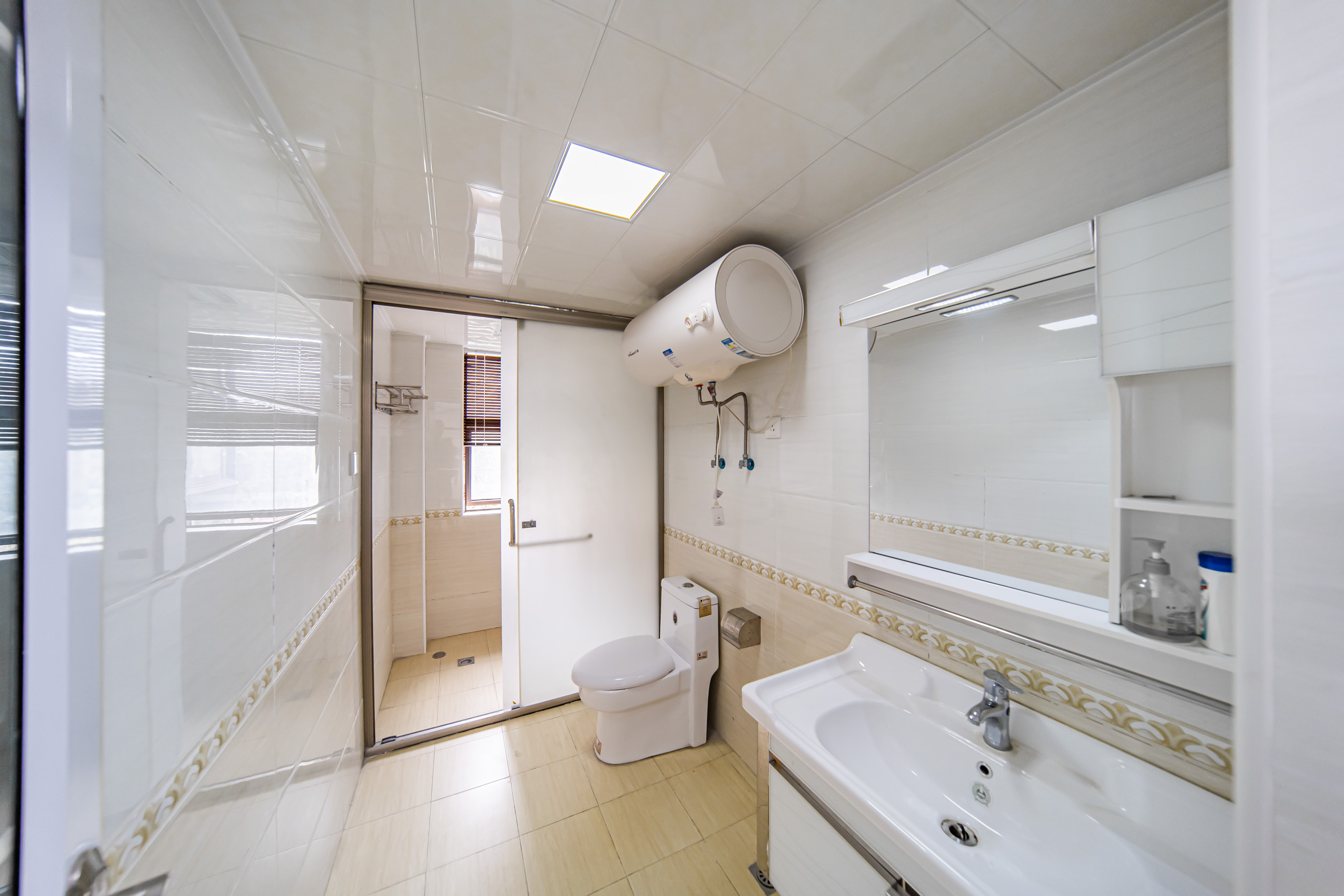 曙光泊岸  4室2厅2卫    258.0万 曙光泊岸  4室2厅2卫    258.0万其他