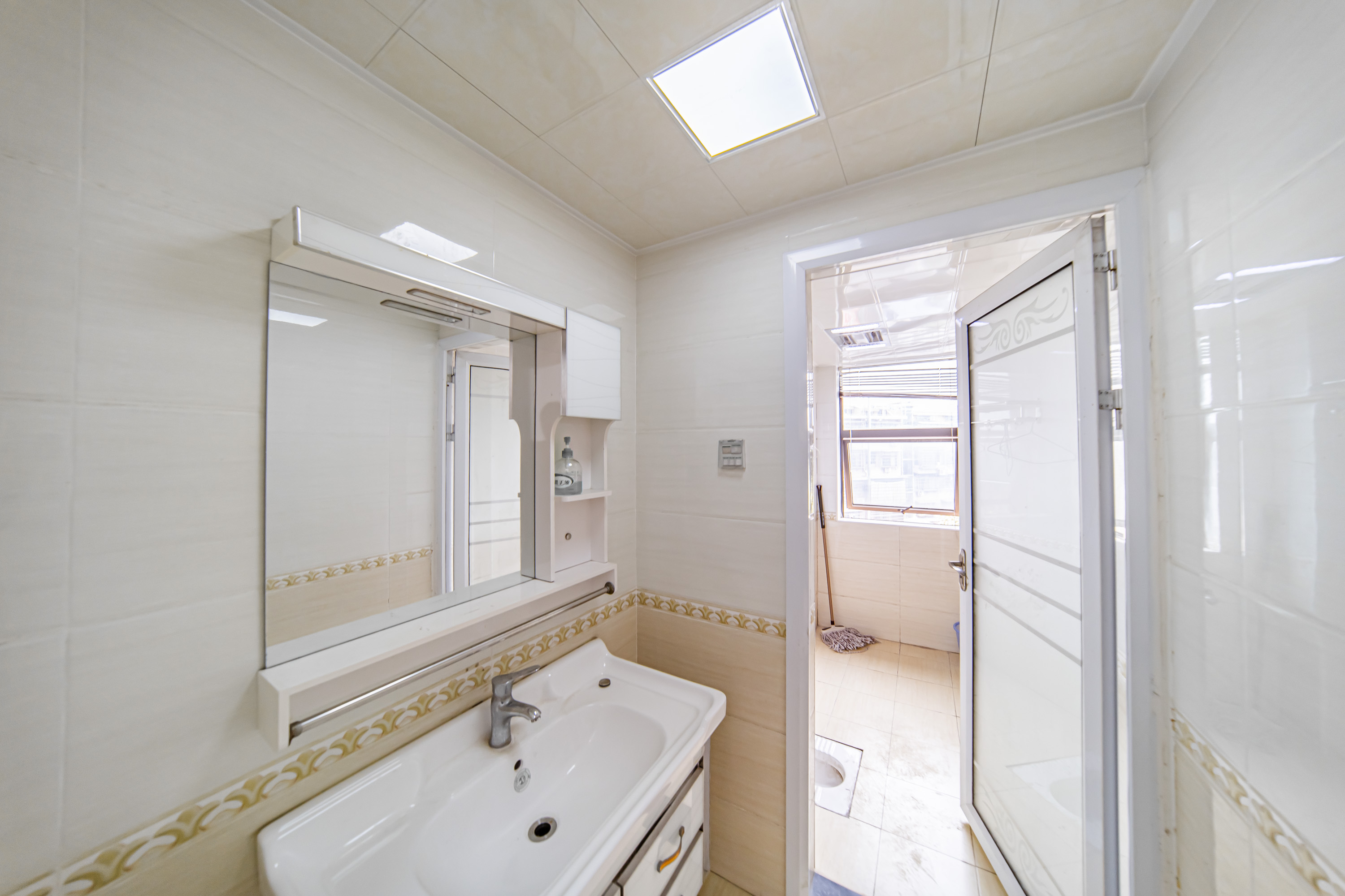 曙光泊岸  4室2厅2卫    258.0万 曙光泊岸  4室2厅2卫    258.0万其他