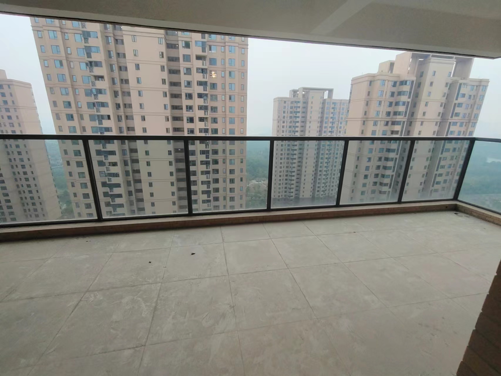 晋合湘水湾六期  4室2厅2卫    185.0万 晋合湘水湾六期  4室2厅2卫    185.0万室内图