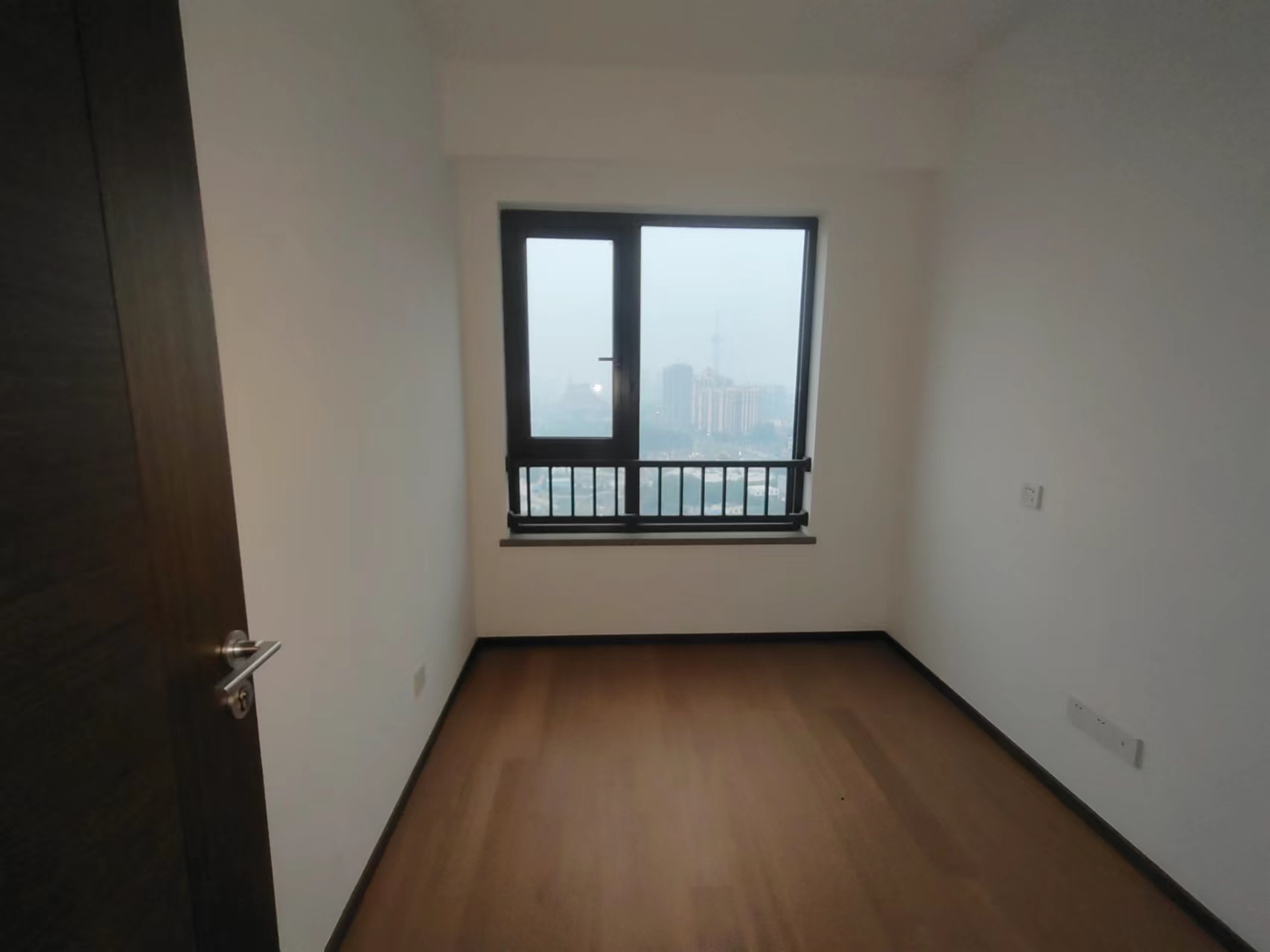 晋合湘水湾六期  4室2厅2卫    185.0万 晋合湘水湾六期  4室2厅2卫    185.0万室内图