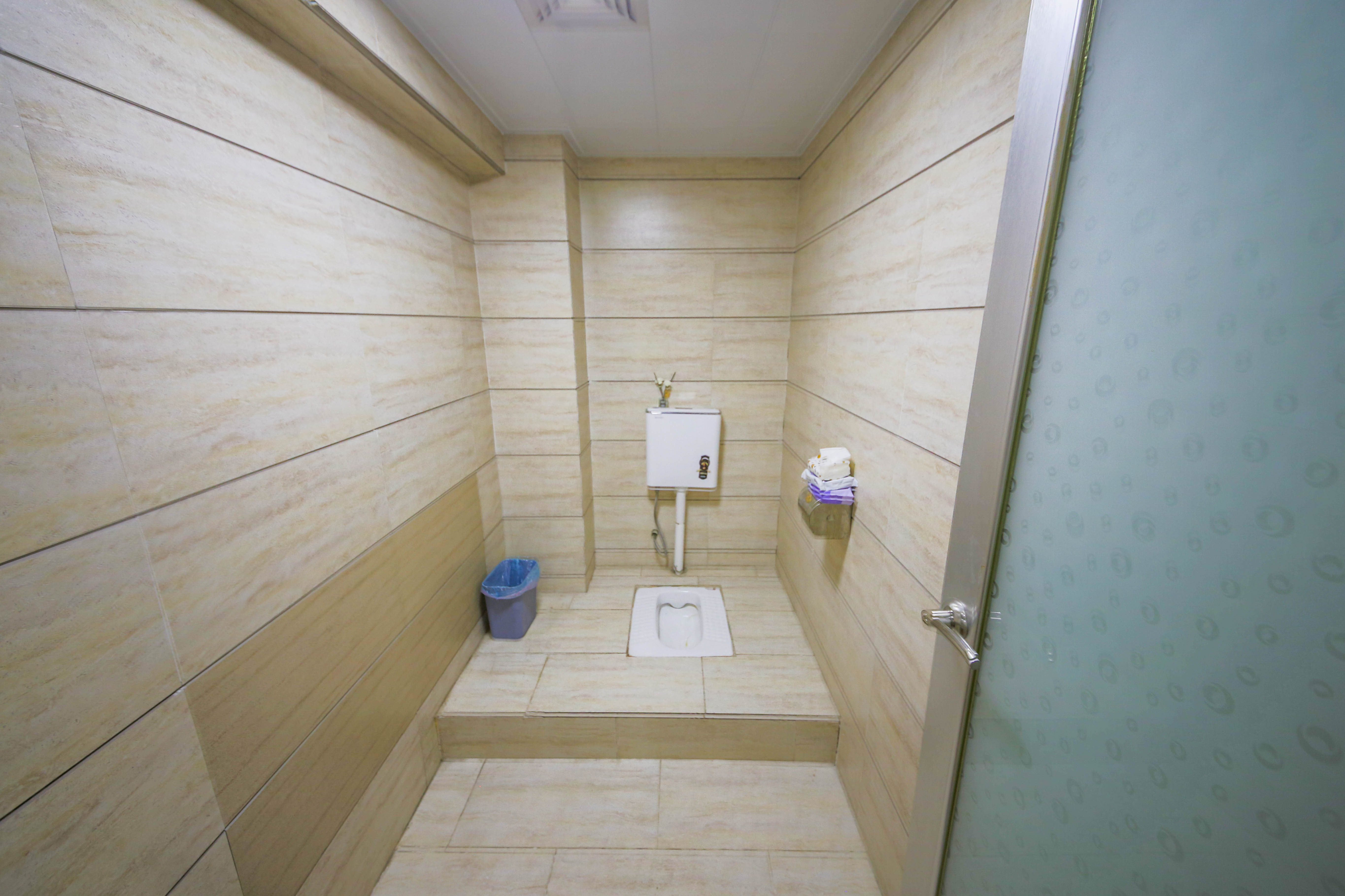 生活艺术城  2室1厅1卫   41.00万卫生间