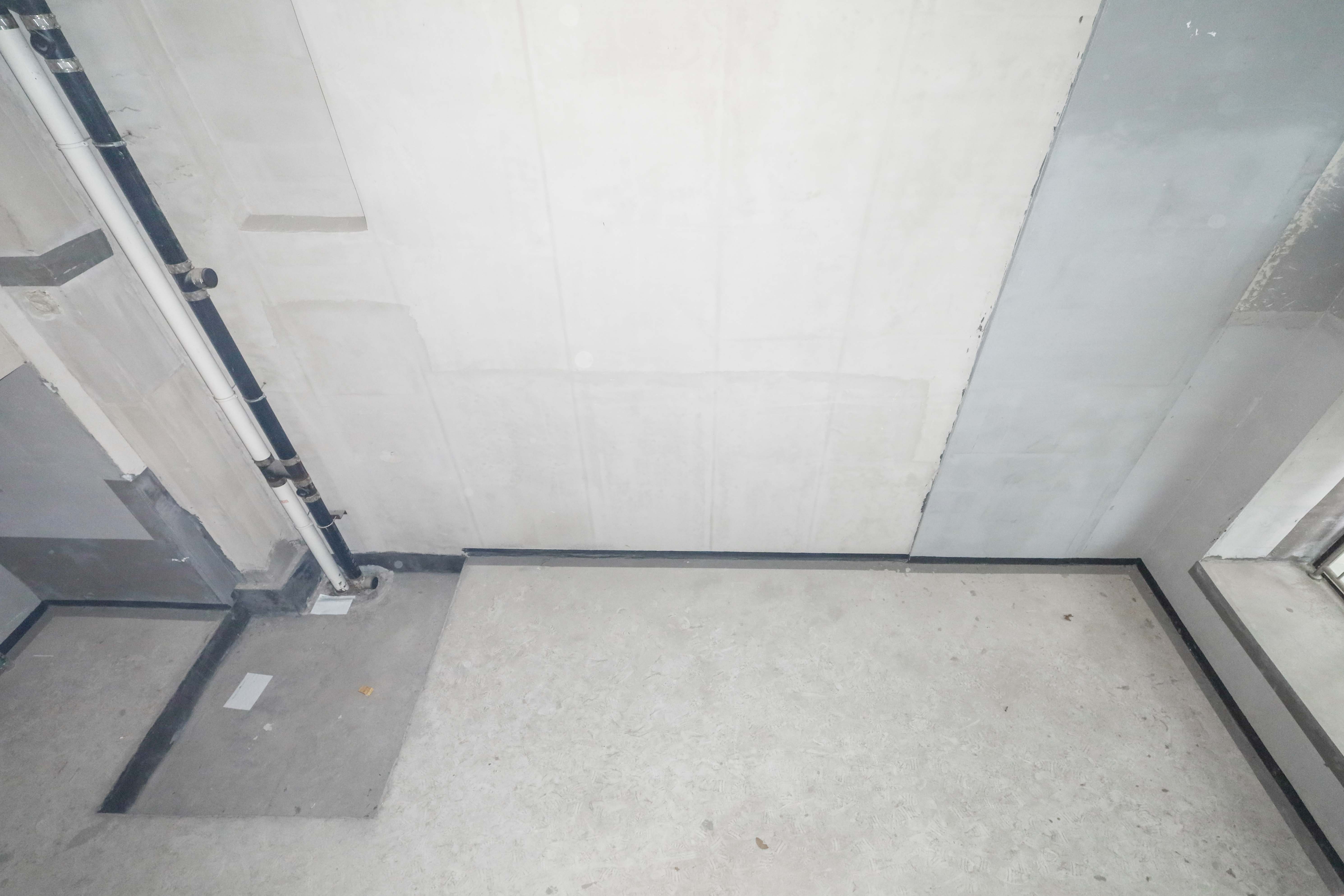 建发央著  4室2厅2卫   242.00万其他