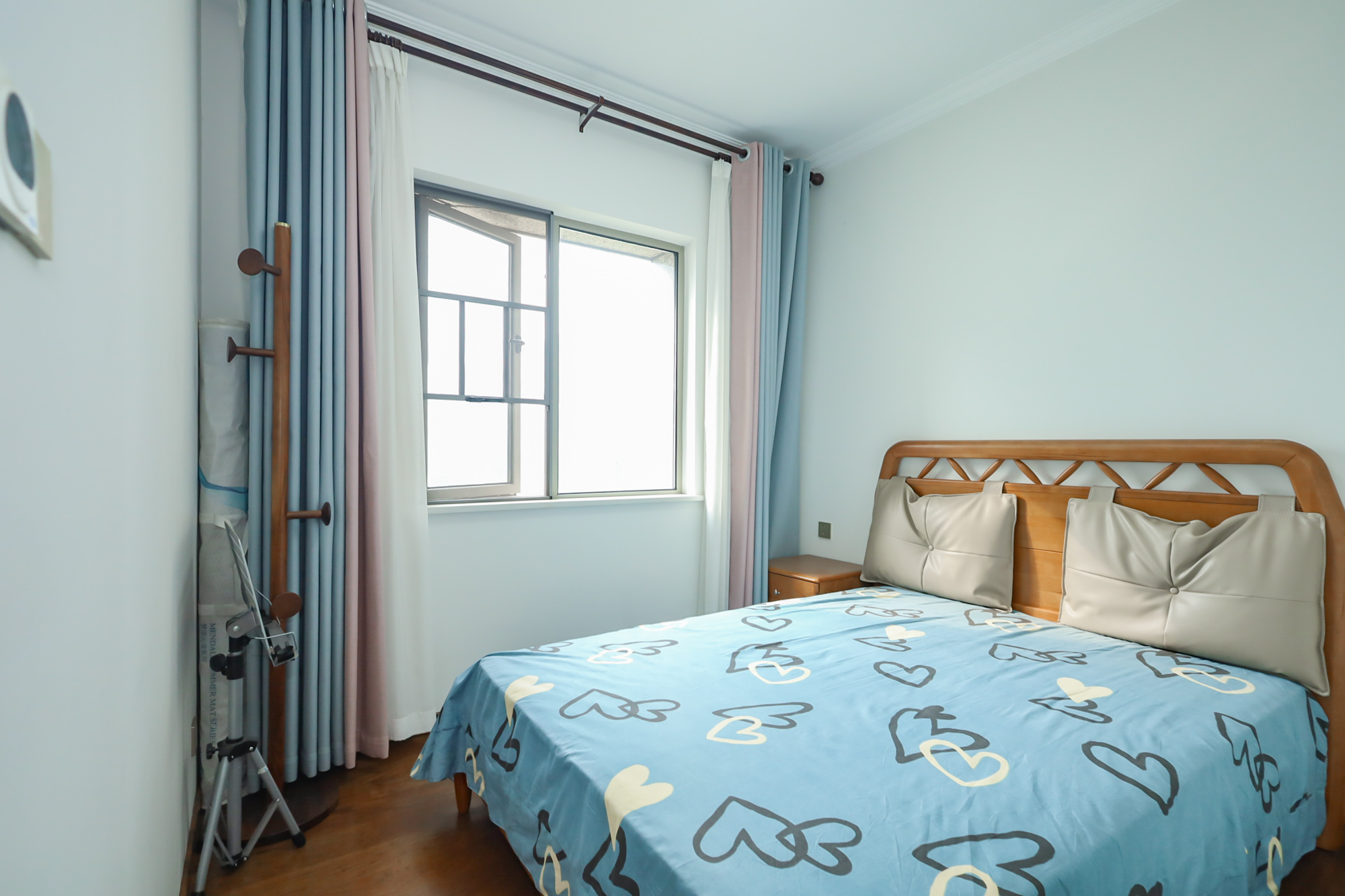 万象府台  3室2厅2卫    185.0万 万象府台  3室2厅2卫    185.0万卧室