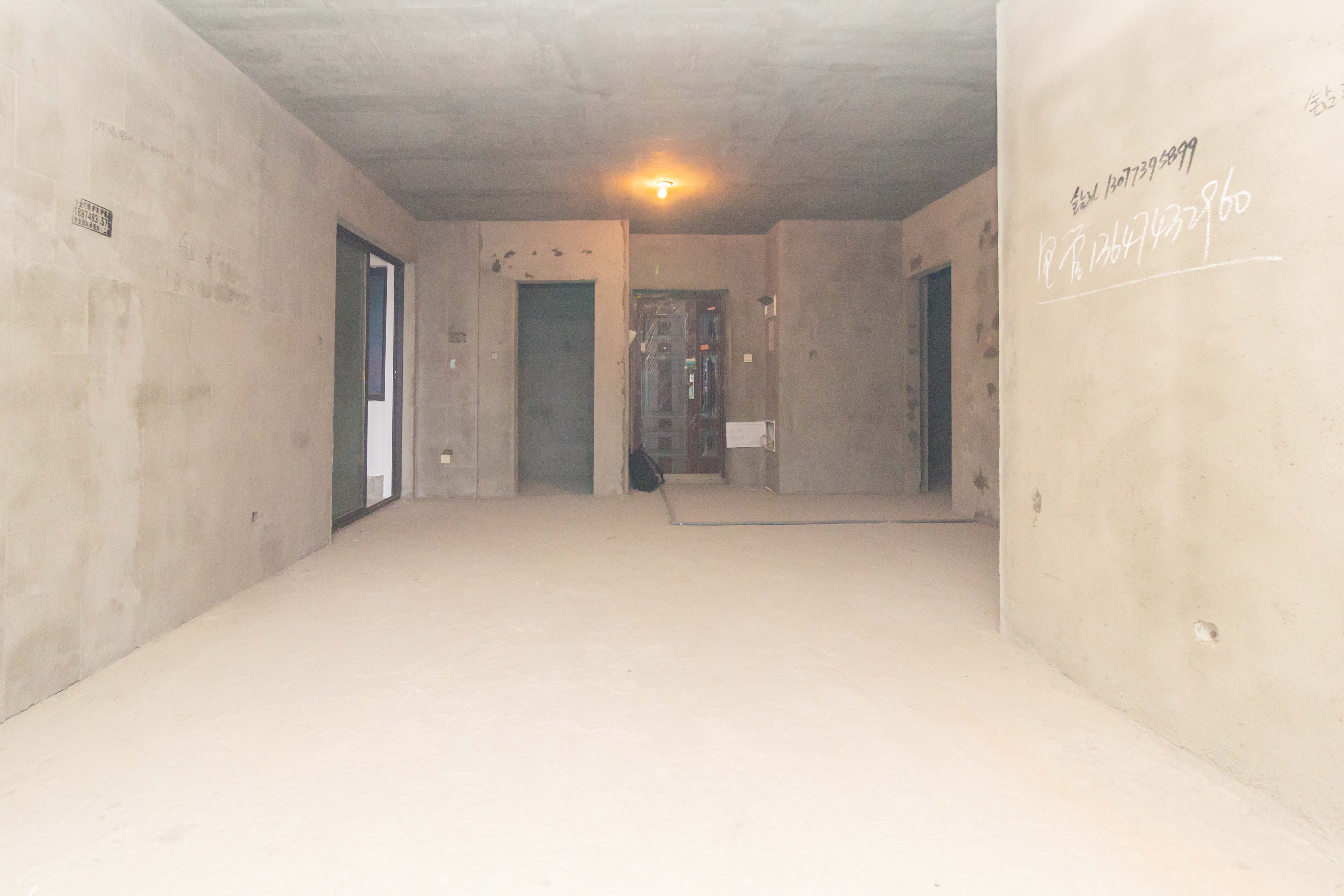 金广星苑  2室2厅1卫    50.8万 金广星苑  2室2厅1卫    50.8万客厅