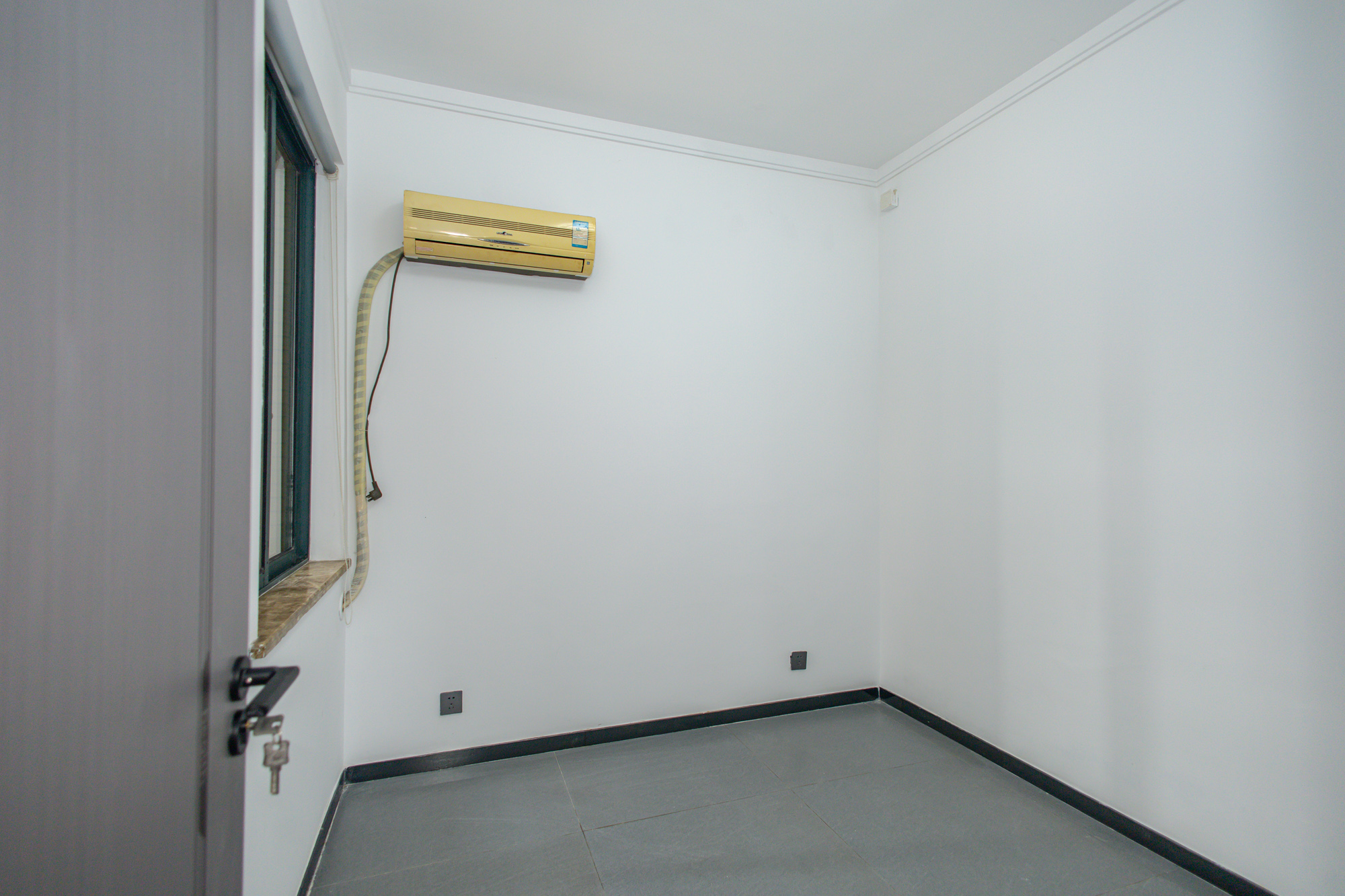 松雅湖畔 4室2厅1卫 79.8万 松雅湖畔 4室2厅1卫 79.8万卧室