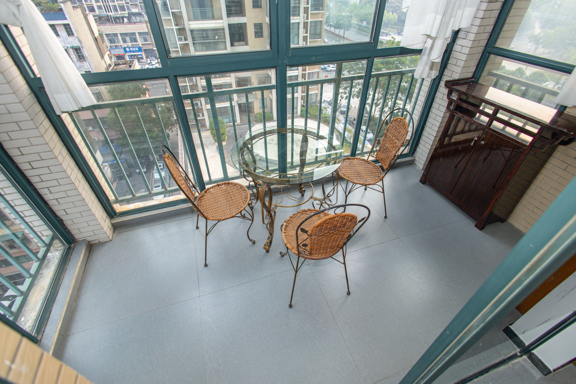 松雅湖畔 4室2厅1卫 79.8万 松雅湖畔 4室2厅1卫 79.8万阳台