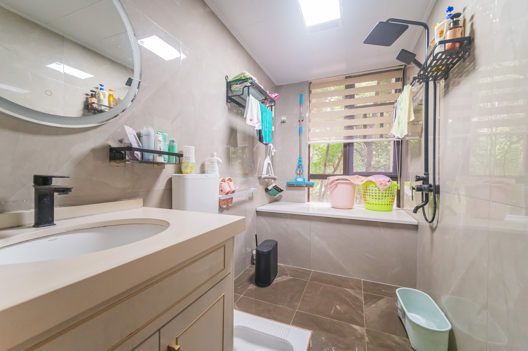 华润凤凰城三期 4室2厅1卫 124.0万 华润凤凰城三期 4室2厅1卫 124.0万卫生间