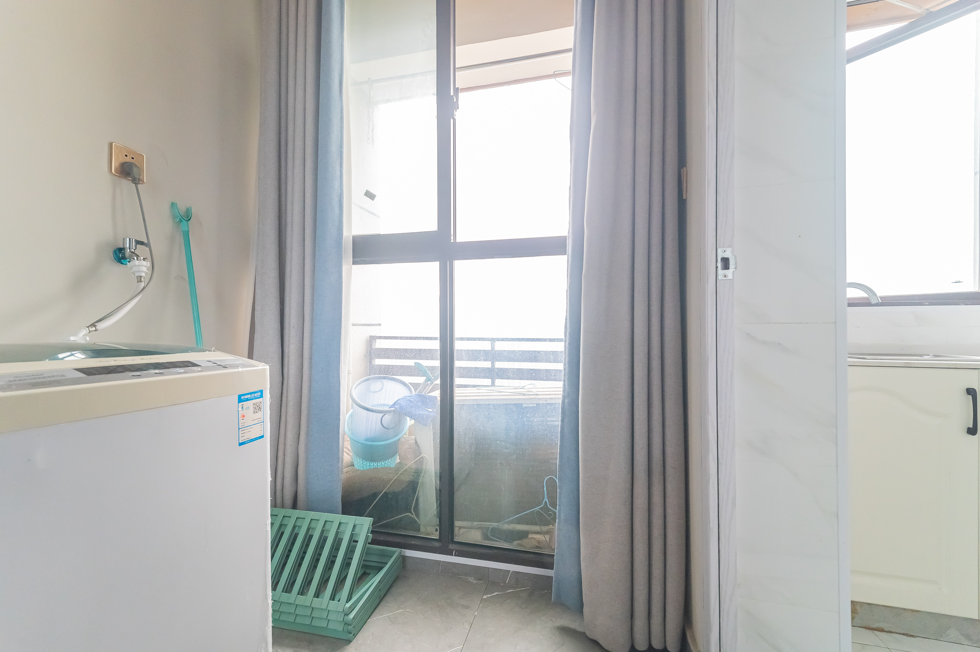 国泰九龙湾 1室1厅1卫 38.8万 国泰九龙湾 1室1厅1卫 38.8万阳台