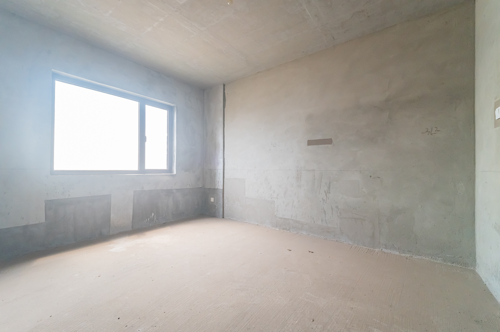 华润置地广场二期  3室2厅2卫    71.0万 华润置地广场二期  3室2厅2卫    71.0万其他