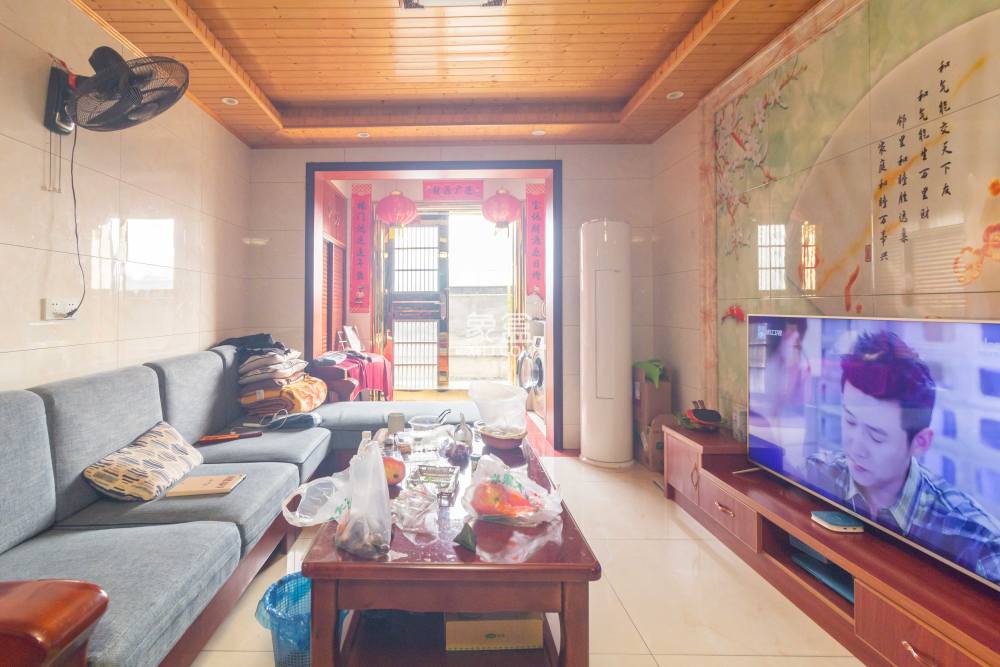 辉宏橄榄城  3室2厅1卫    63.8万