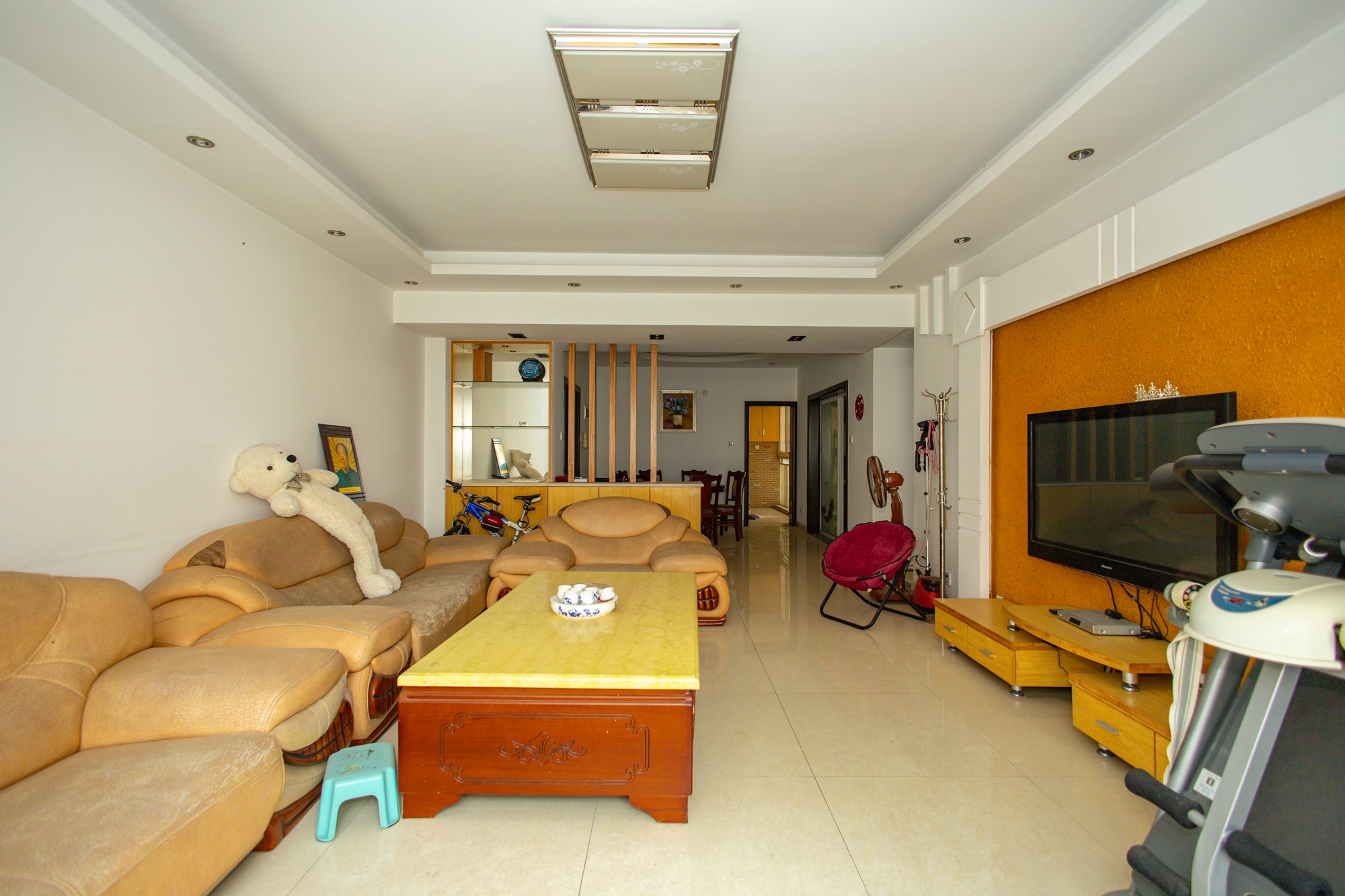 筑梦园  4室2厅2卫    100.0万 筑梦园  4室2厅2卫    100.0万客厅