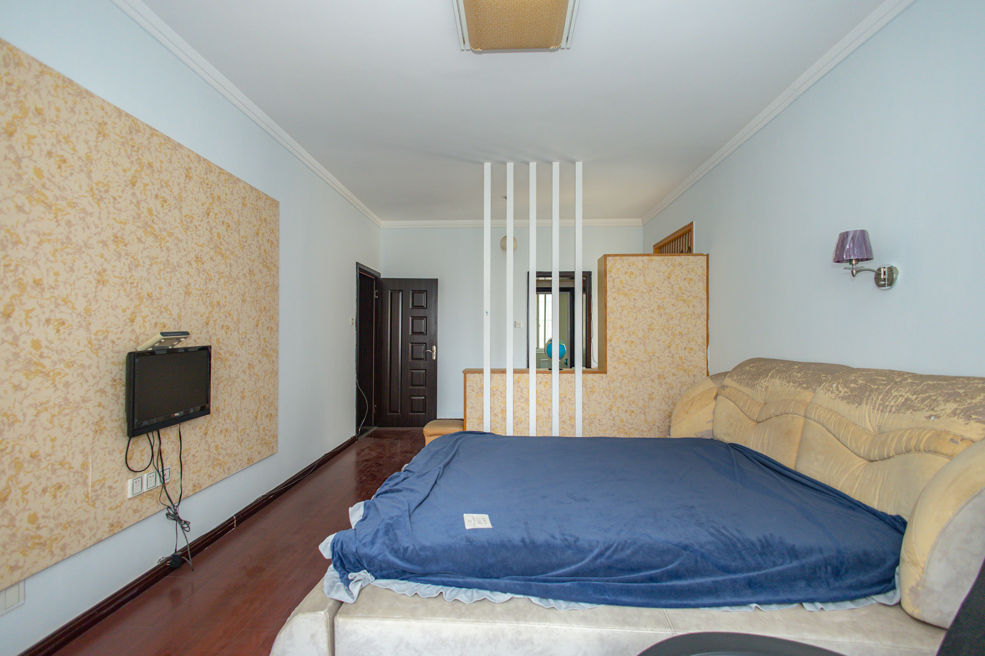 筑梦园  4室2厅2卫    100.0万 筑梦园  4室2厅2卫    100.0万卧室