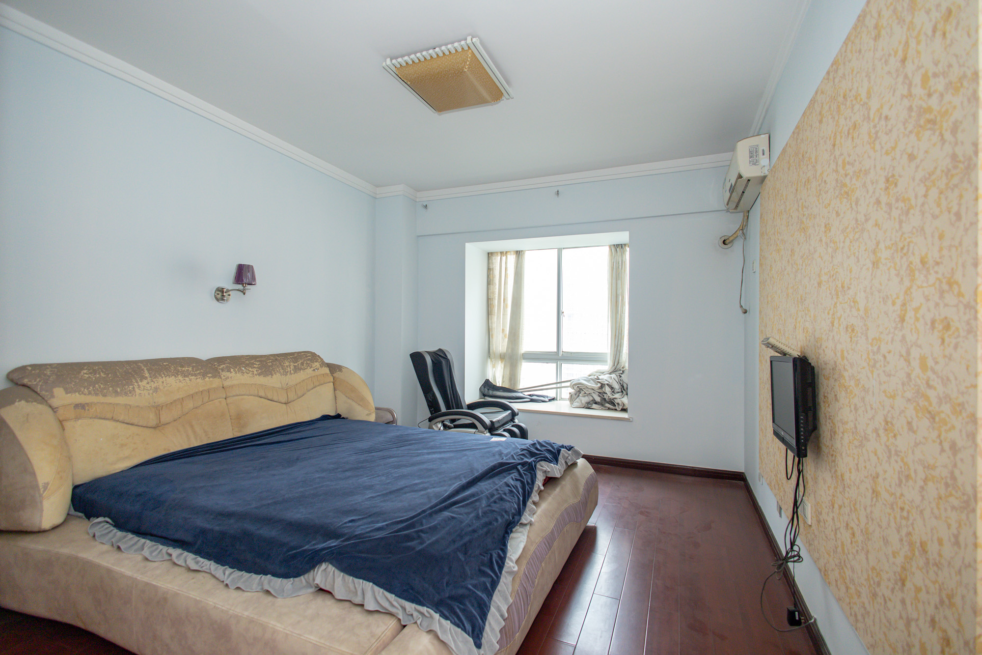 筑梦园  4室2厅2卫    100.0万 筑梦园  4室2厅2卫    100.0万卧室