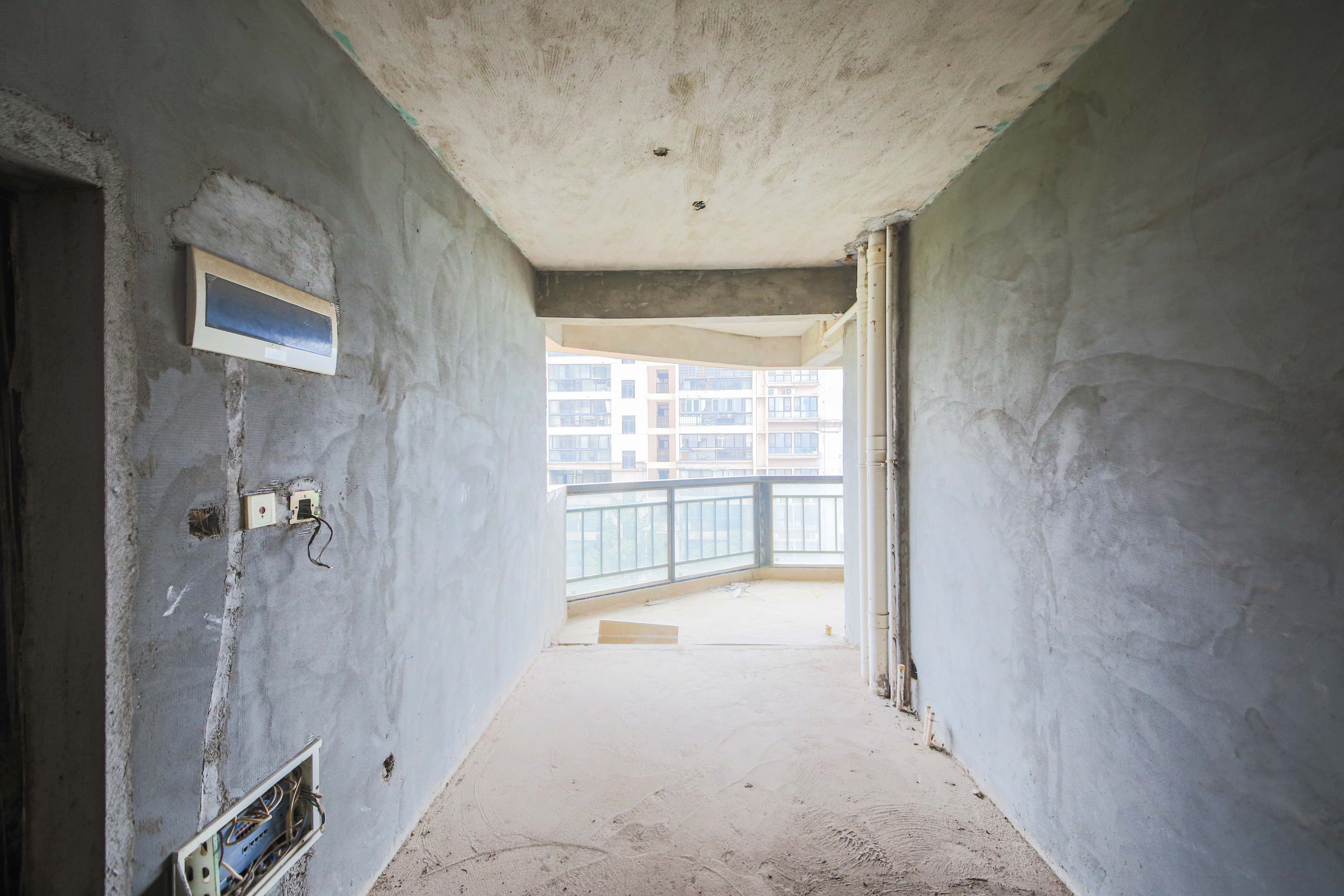 华菱嘉园  4室2厅2卫    198.0万 华菱嘉园  4室2厅2卫    198.0万其他