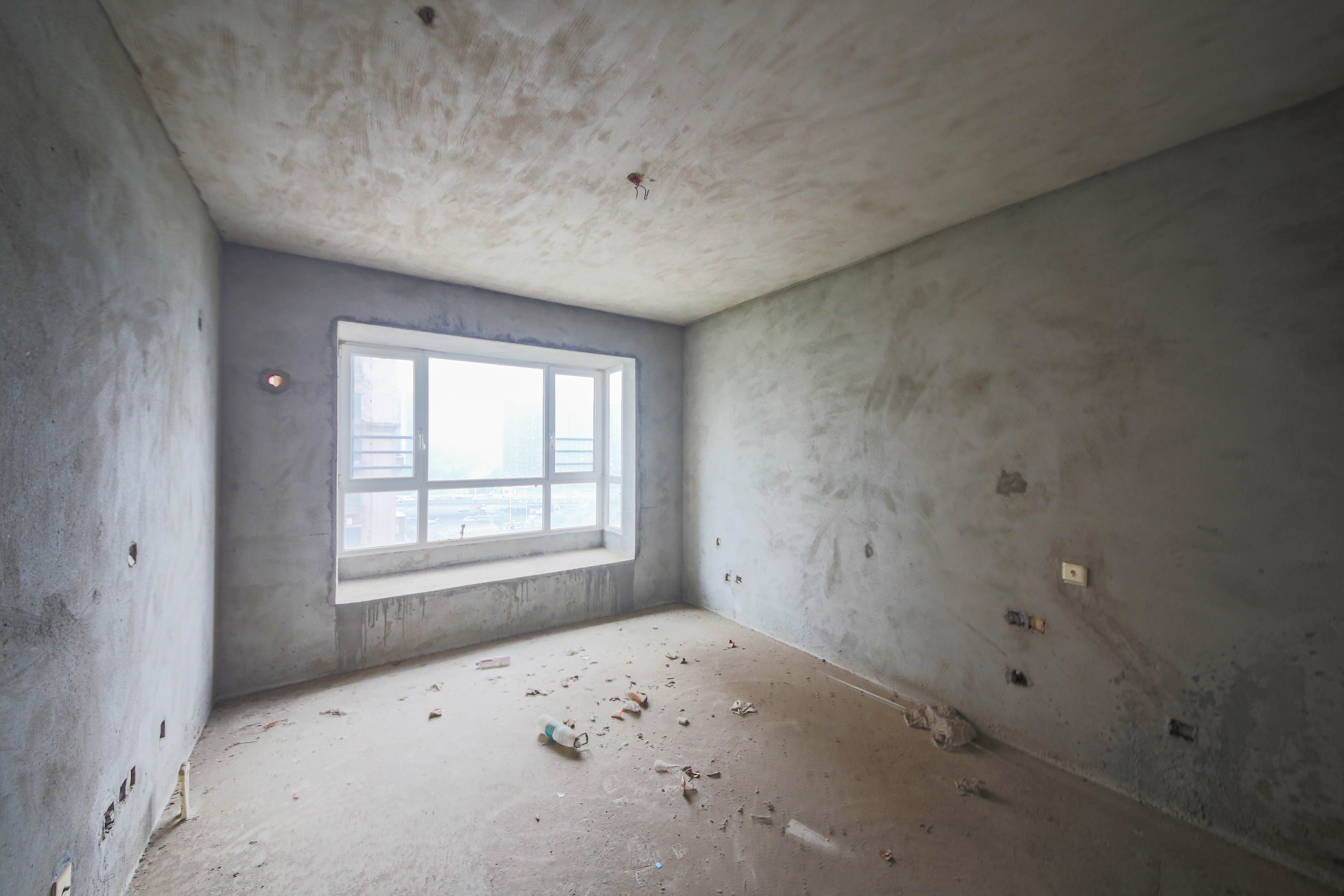 华菱嘉园  4室2厅2卫    198.0万 华菱嘉园  4室2厅2卫    198.0万卧室