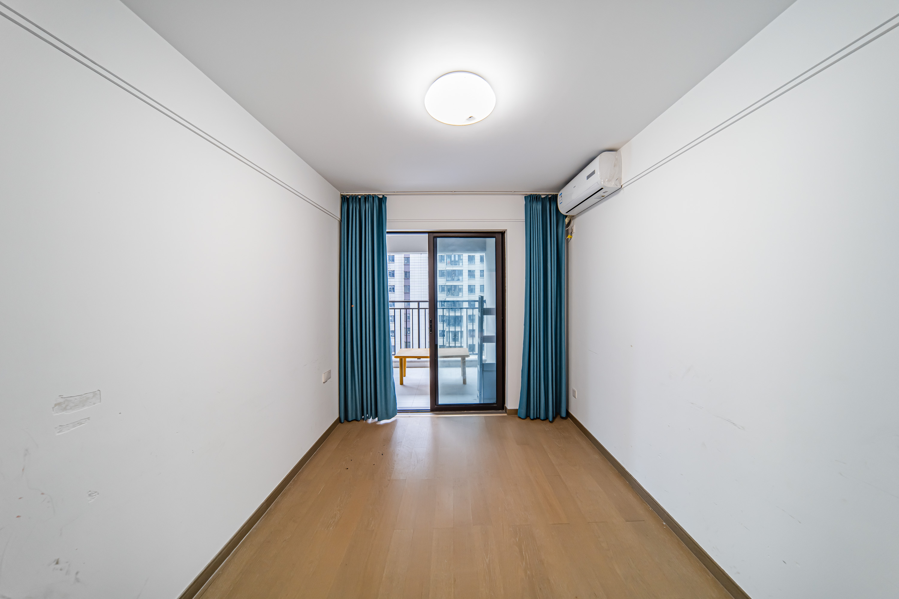 城发恒伟星雅韵(恒伟星辉苑) 4室2厅2卫 210.0万 城发恒伟星雅韵(恒伟星辉苑) 4室2厅2卫 210.0万卧室